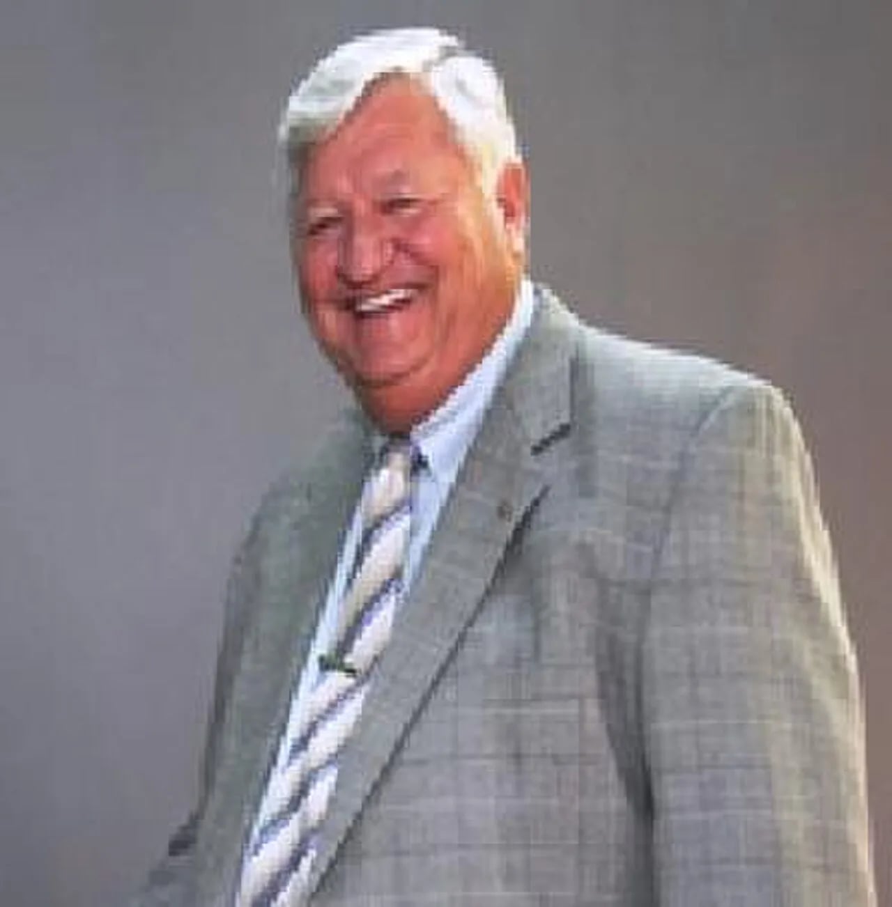 Portrait of Lynn Pett (1940–2017) – memorial page