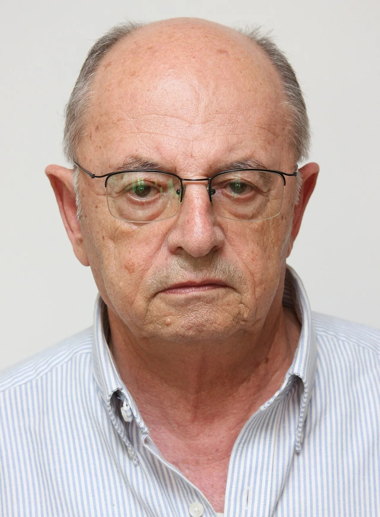 Portrait of Yechezkel Adiram (1936–2020) – memorial page