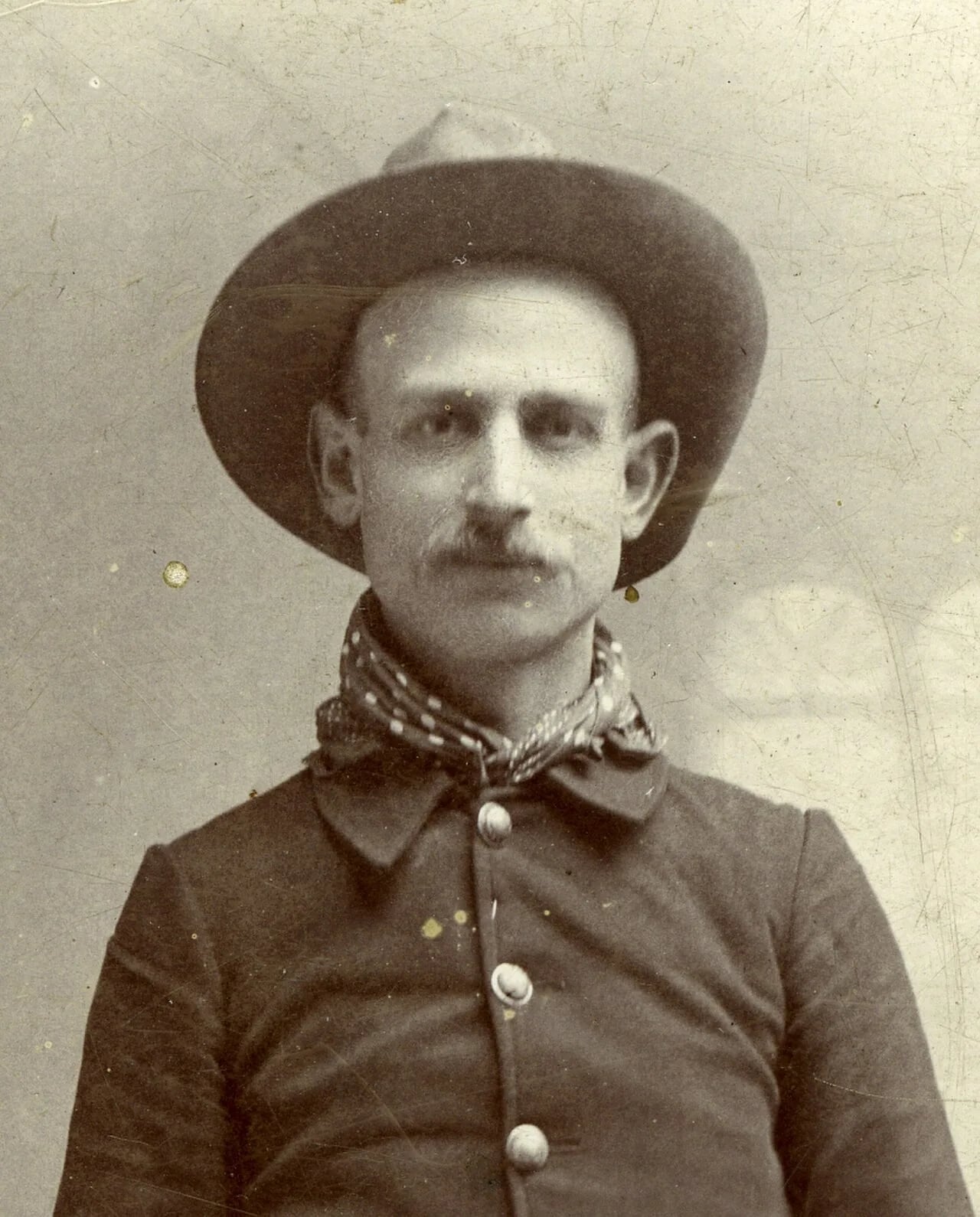 Portrait of Marcus W. Robertson (1870–1948) – memorial page