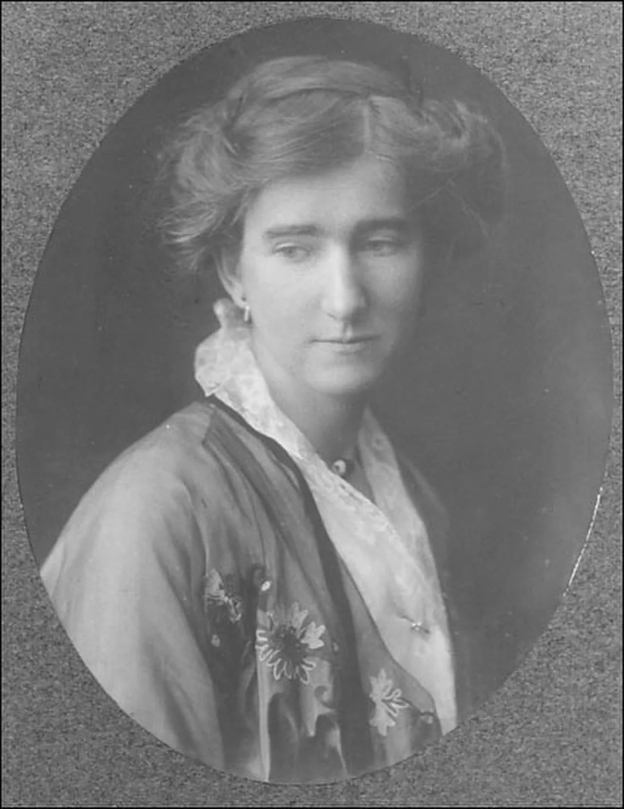 Portrait of Mary Ursula Bethell (1874–1945) – memorial page