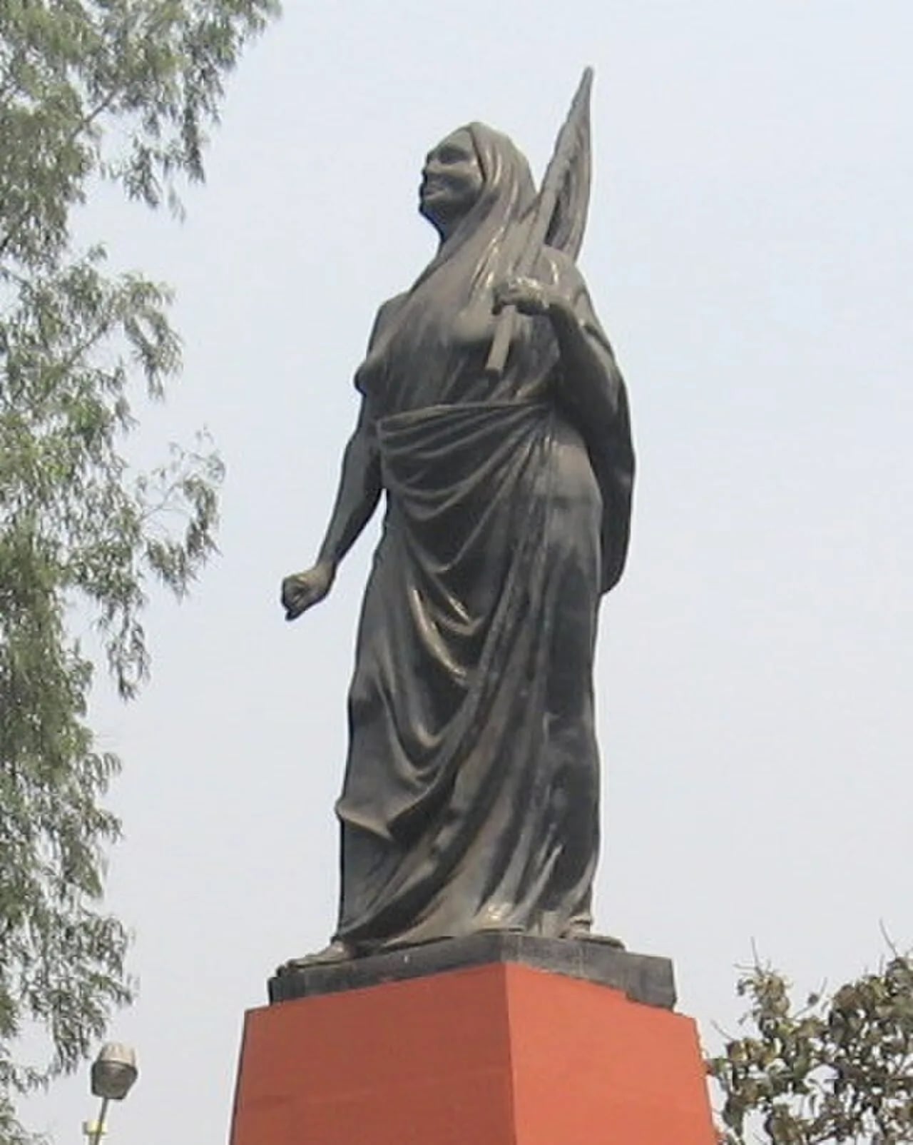 Portrait of Matangini Hazra (1870–1942) – memorial page