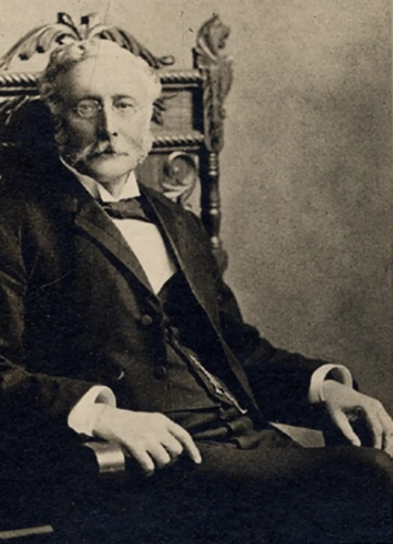 Porträt von Matthew Hutchinson (1843–1926) – Gedenkseite