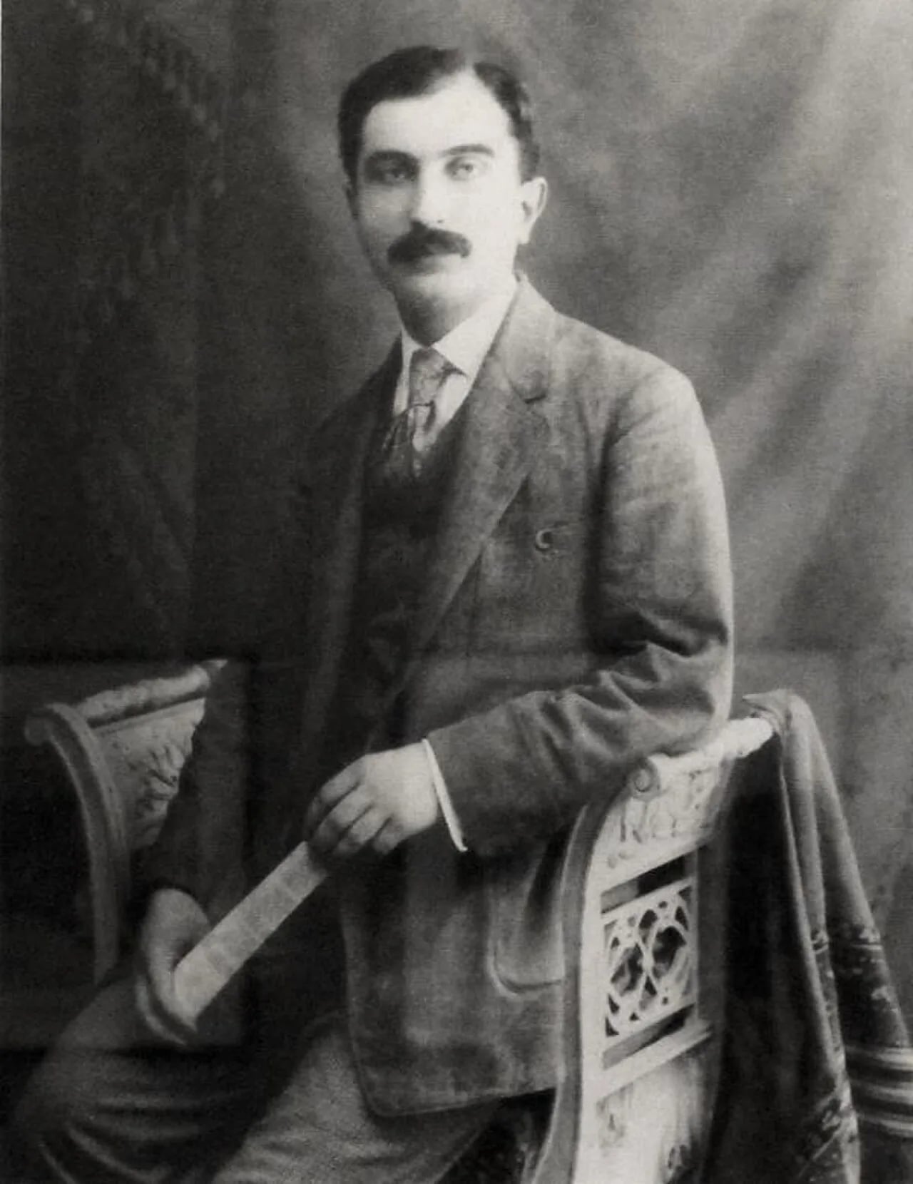 Porträt von Mihran Mesrobian (1889–1975) – Gedenkseite