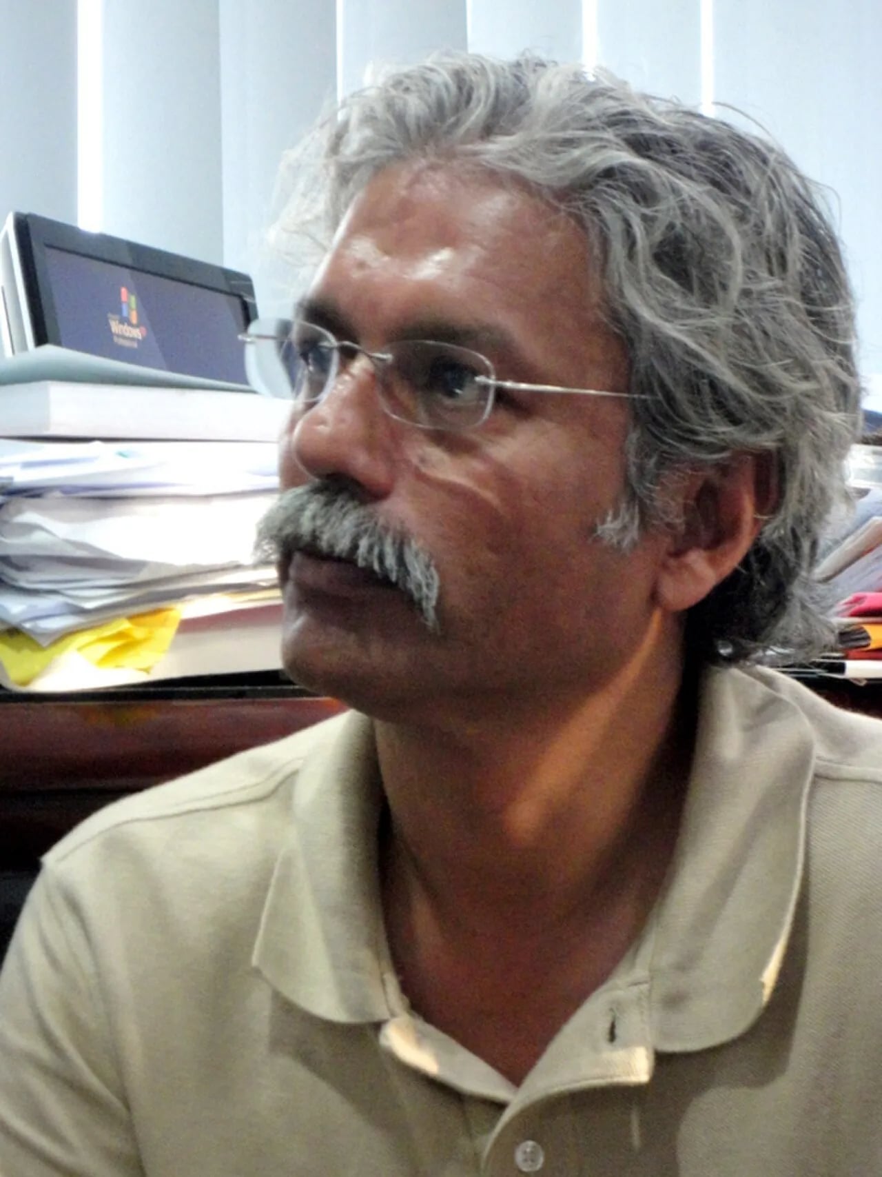 Portrait of Mishuk Munier (1959–2011) – memorial page