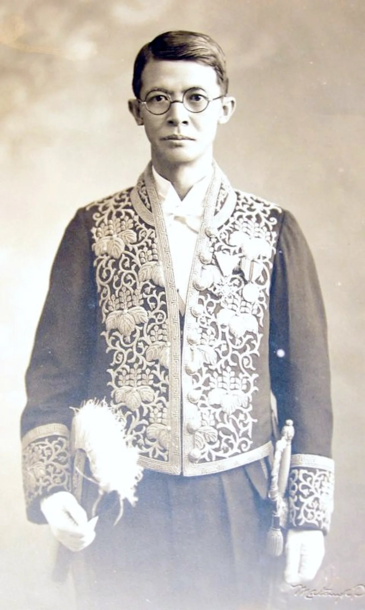 Portrait of Tu Tsung-ming (1893–1986) – memorial page