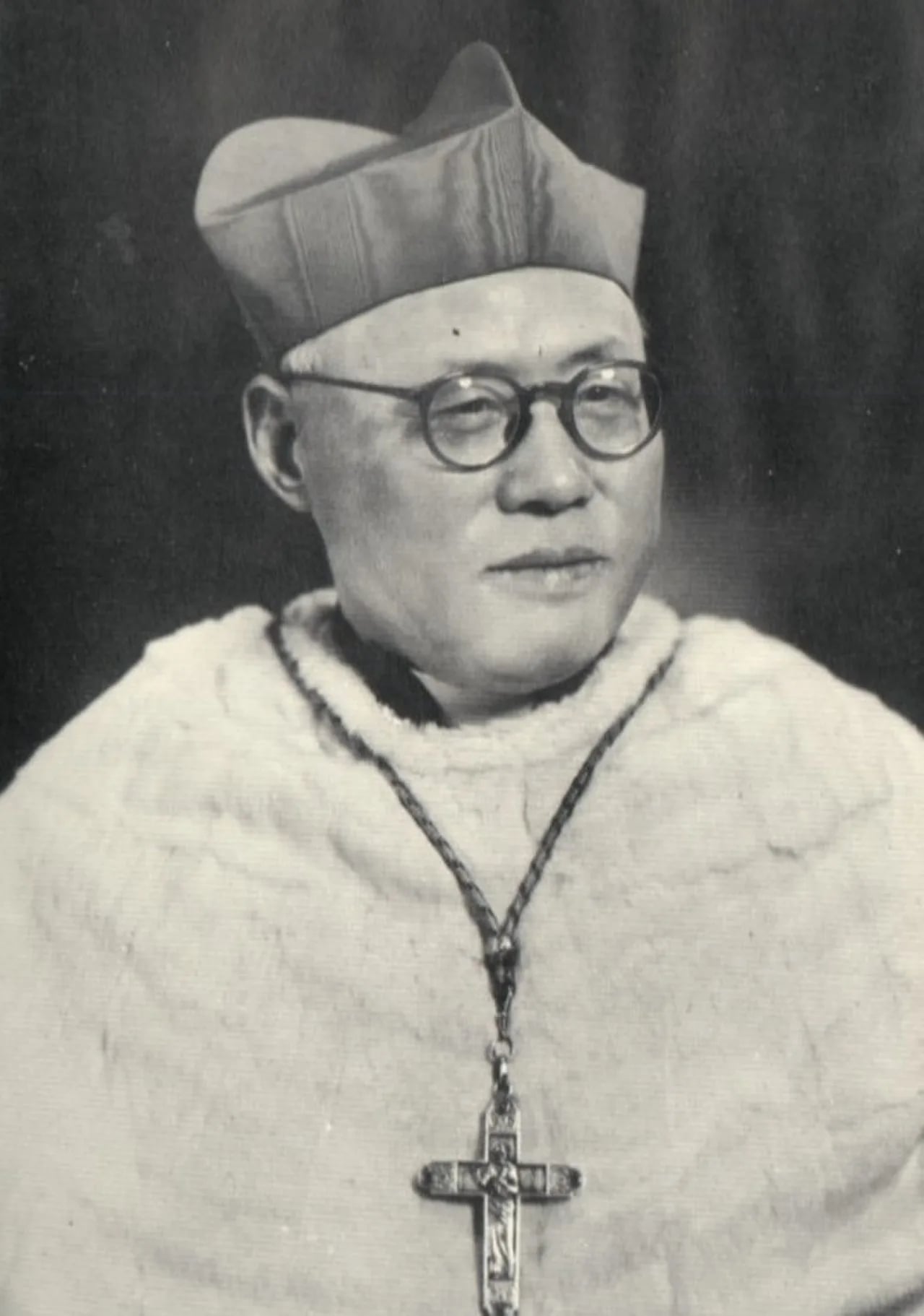 Porträt von Thomas Tien Ken-sin (1890–1967) – Gedenkseite