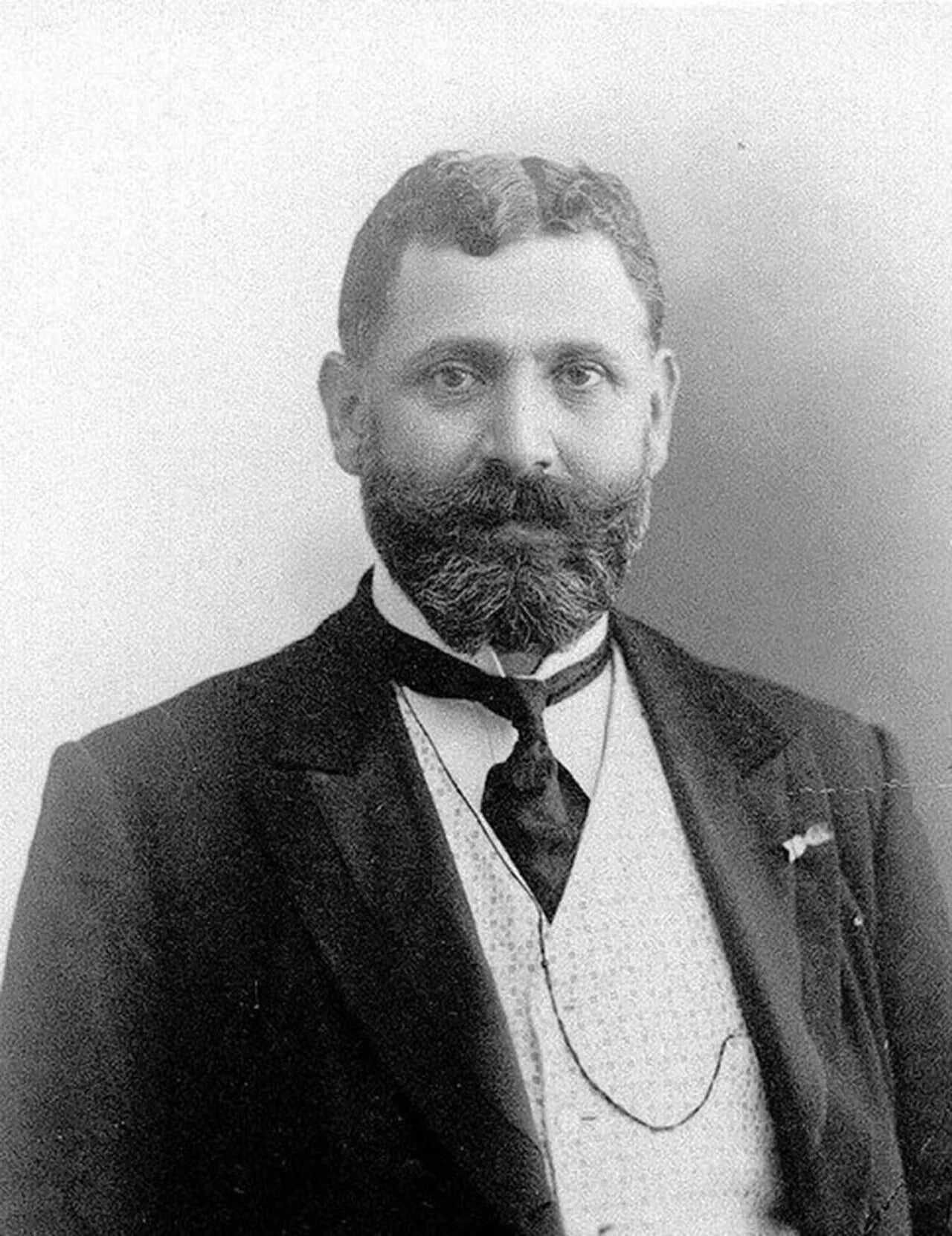 Portrait of Nazaret Daghavarian (1862–1915) – memorial page