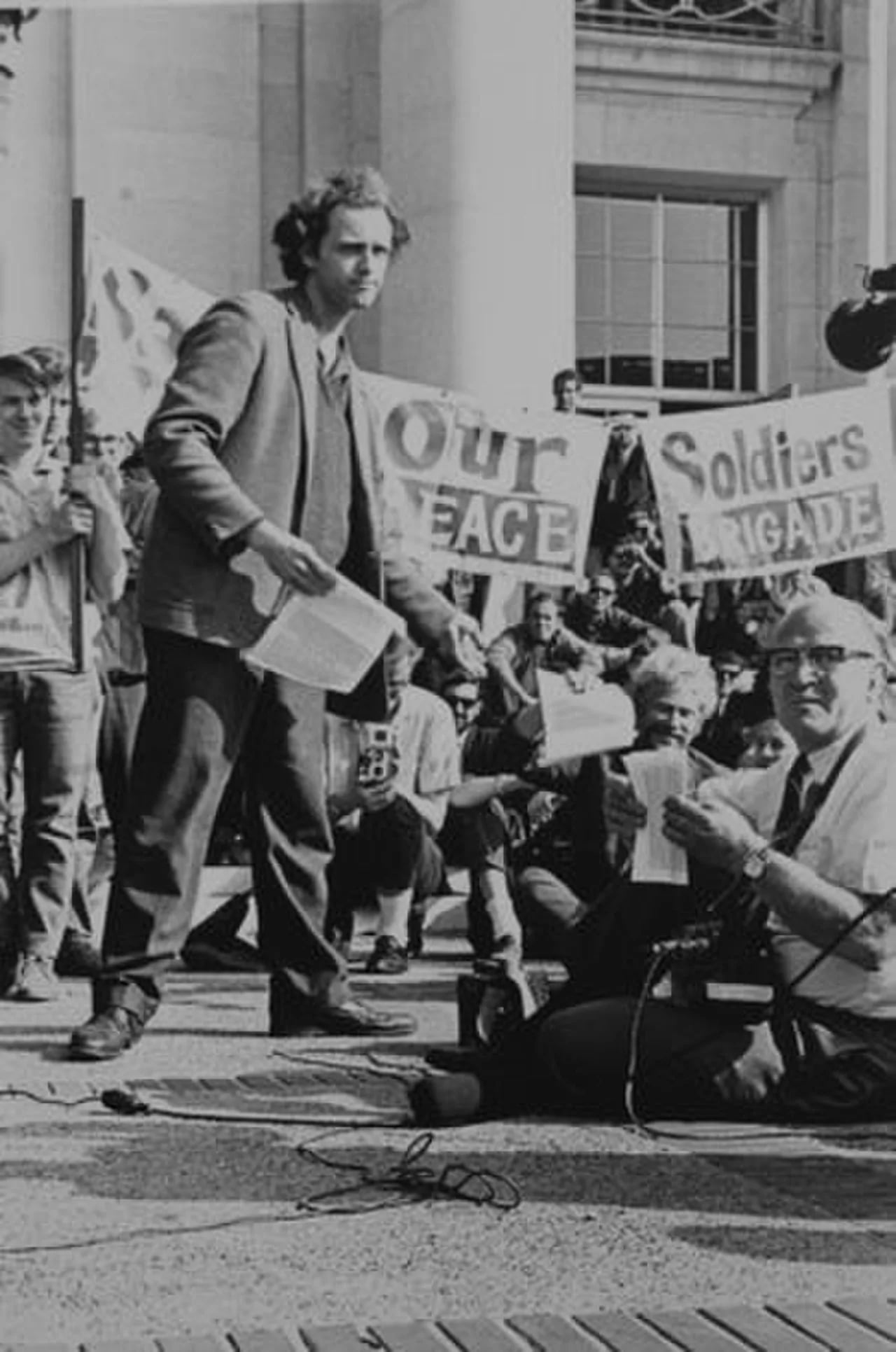 Portrait of Mario Savio (1942–1996) – memorial page