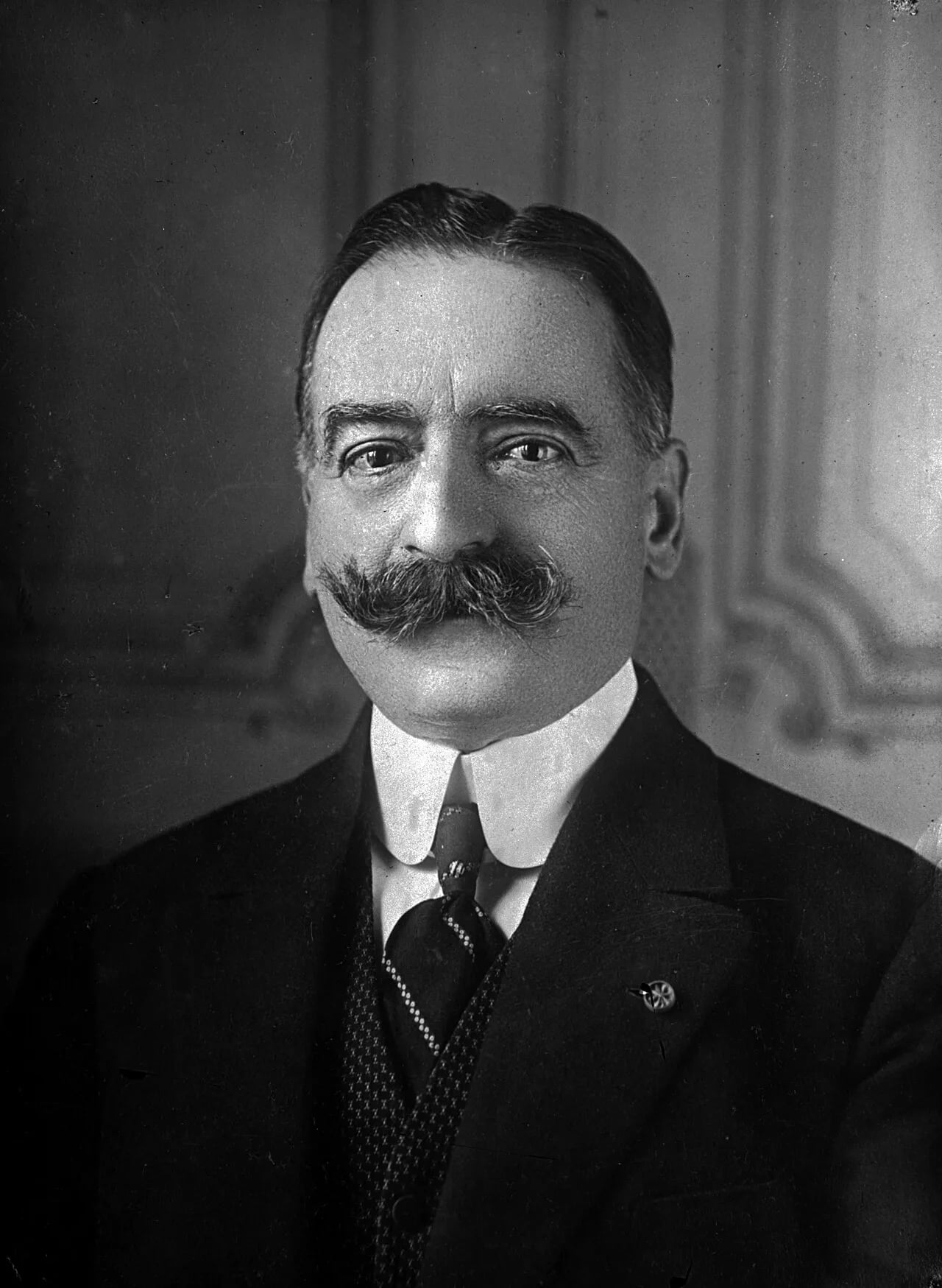 Portrait of Charles de Broqueville (1860–1940) – memorial page