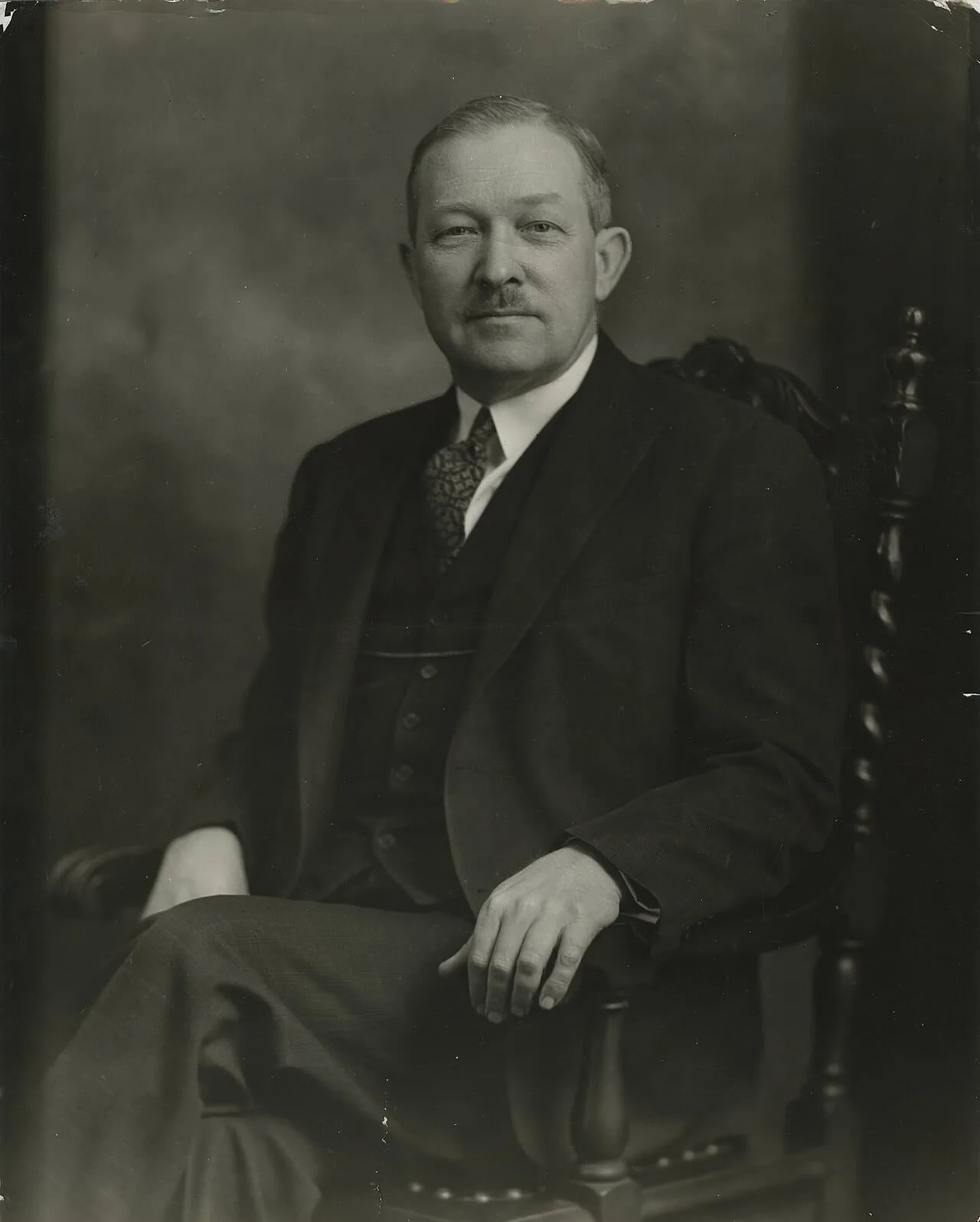 Portrait of Oliver Carmichael (1891–1966) – memorial page