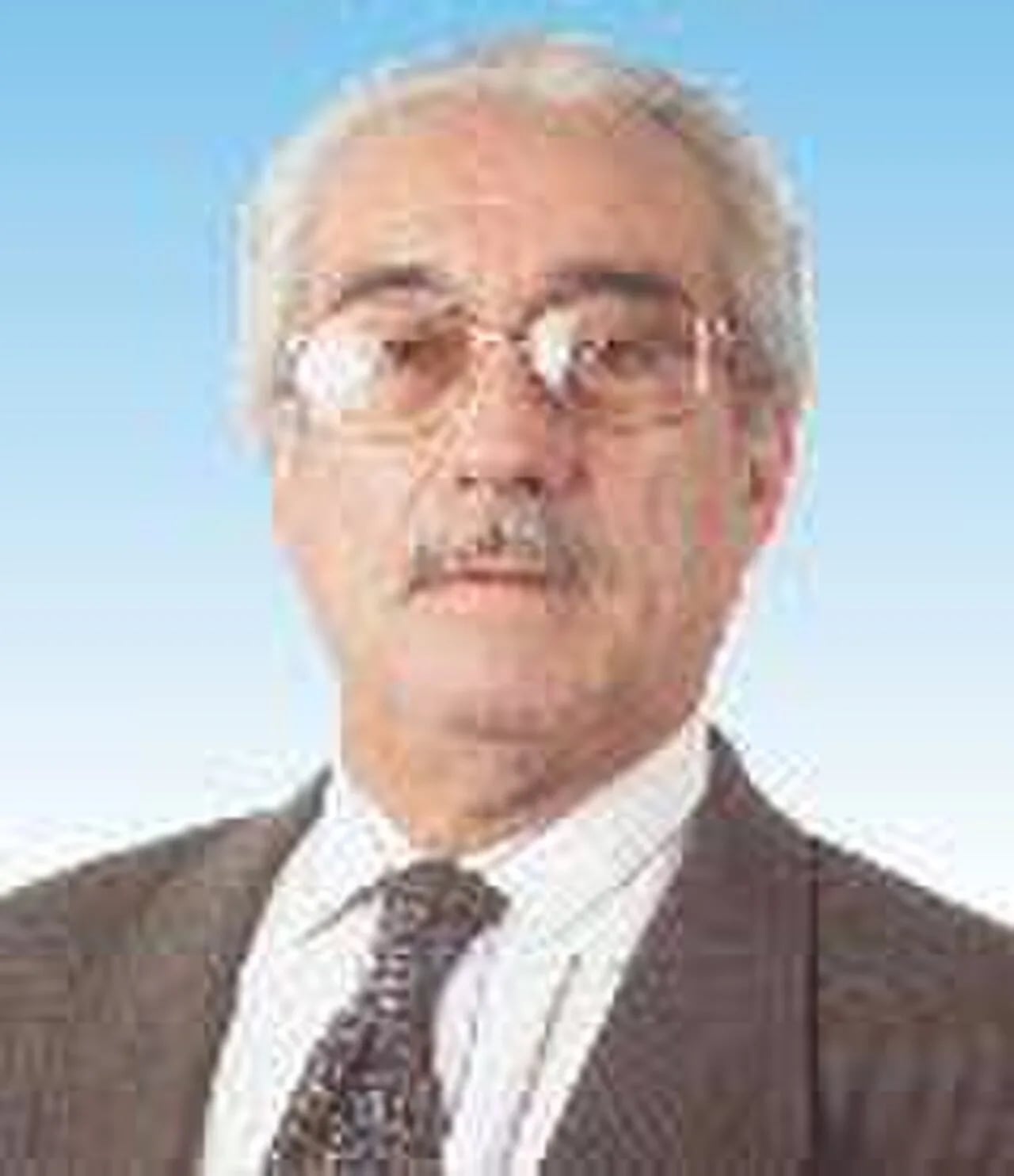 Portrait of Edmundo Villouta (1926–2020) – memorial page