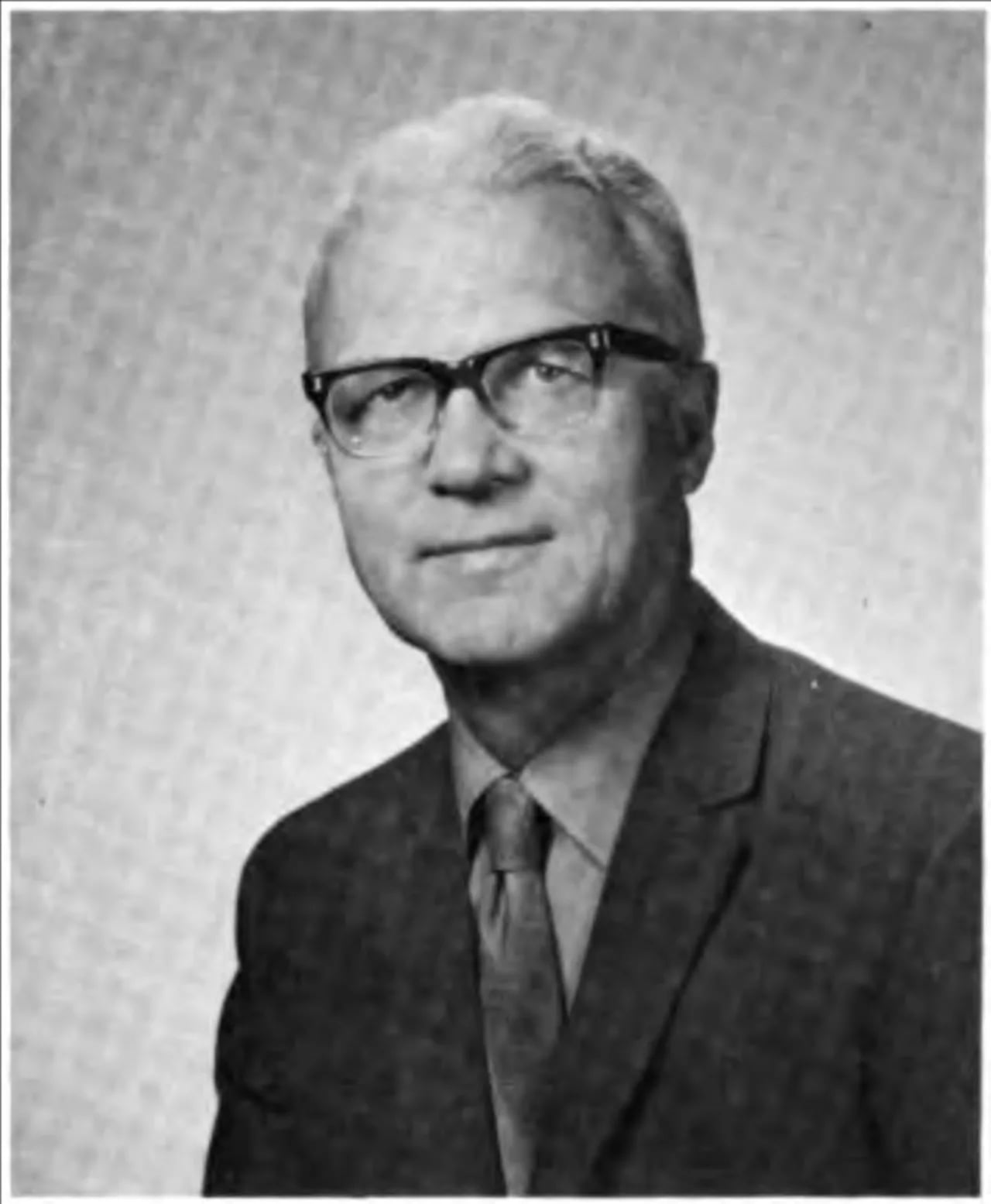 Portrait of Paul Benson (1918–2004) – memorial page