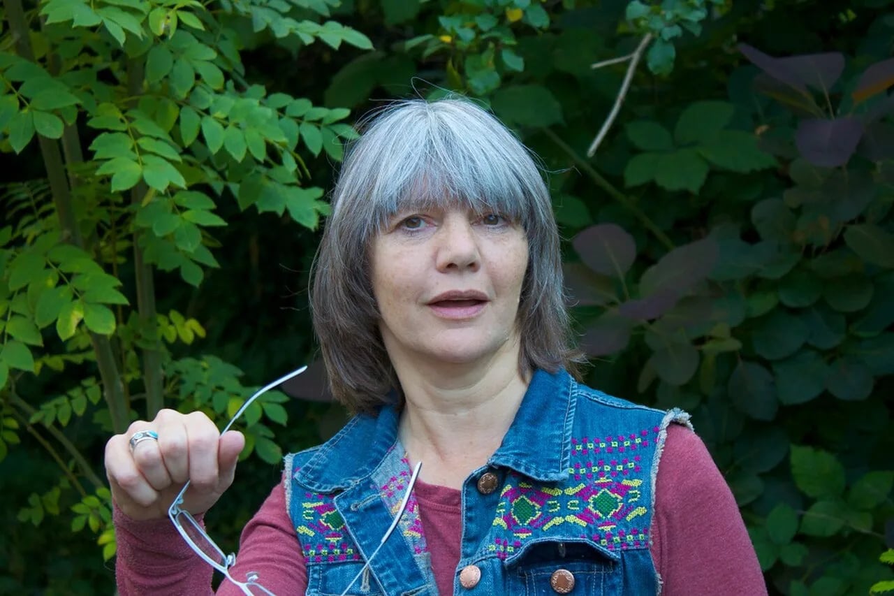 Porträt von Pery Burge (1955–2013) – Gedenkseite