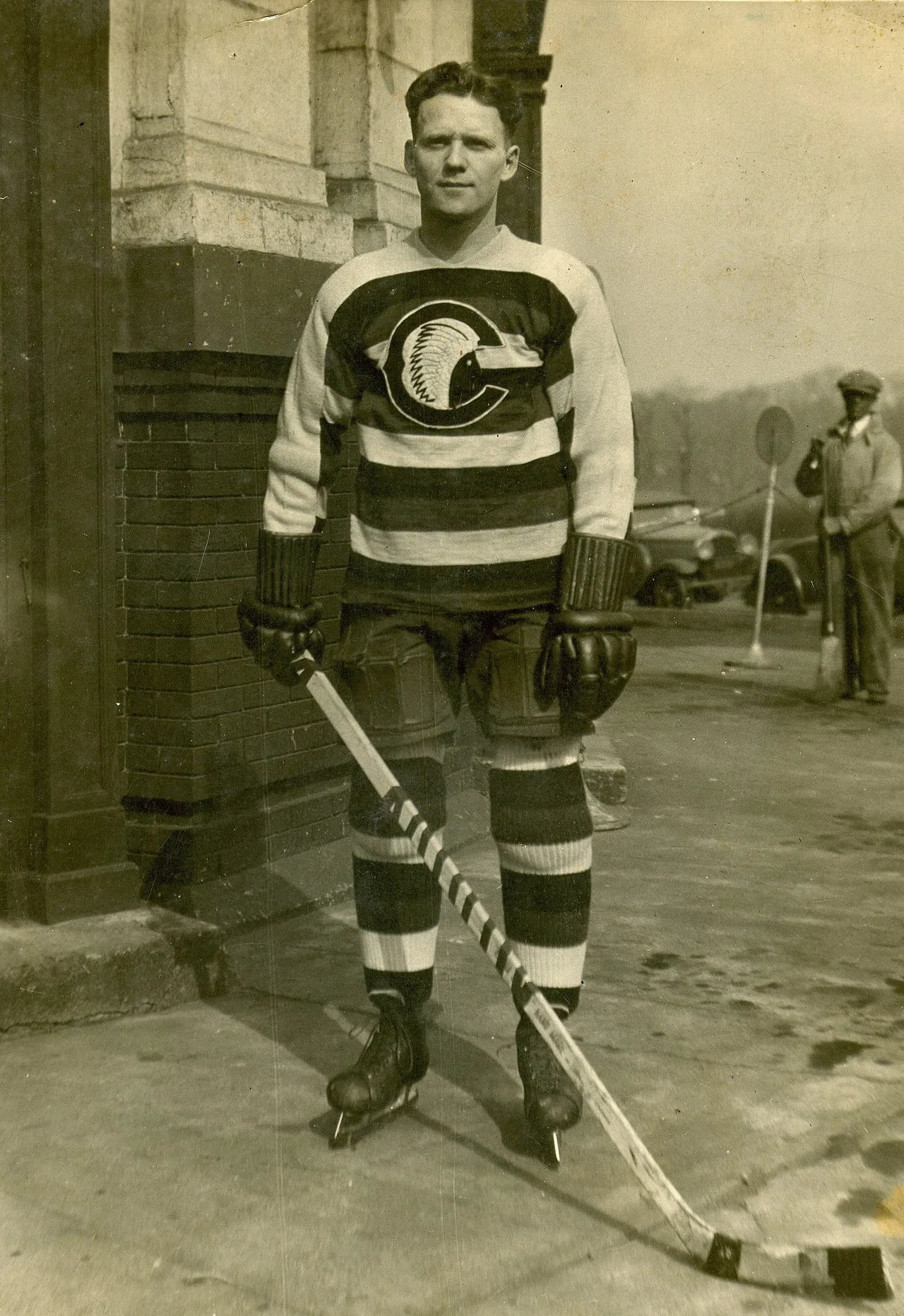 Portrait of Mickey McGuire (1898–1968) – memorial page