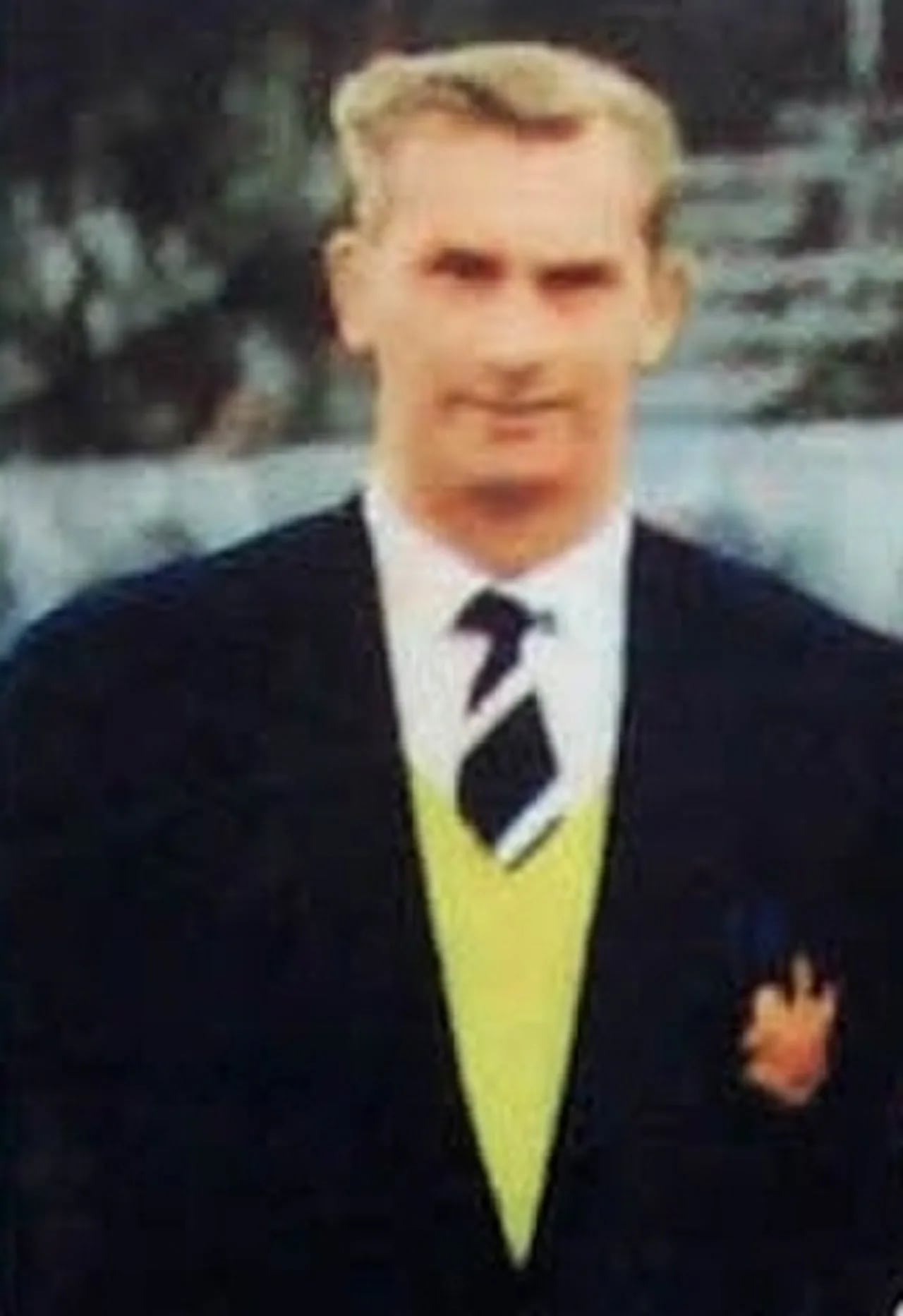 Portrait of Jackie Milburn (1924–1988) – memorial page