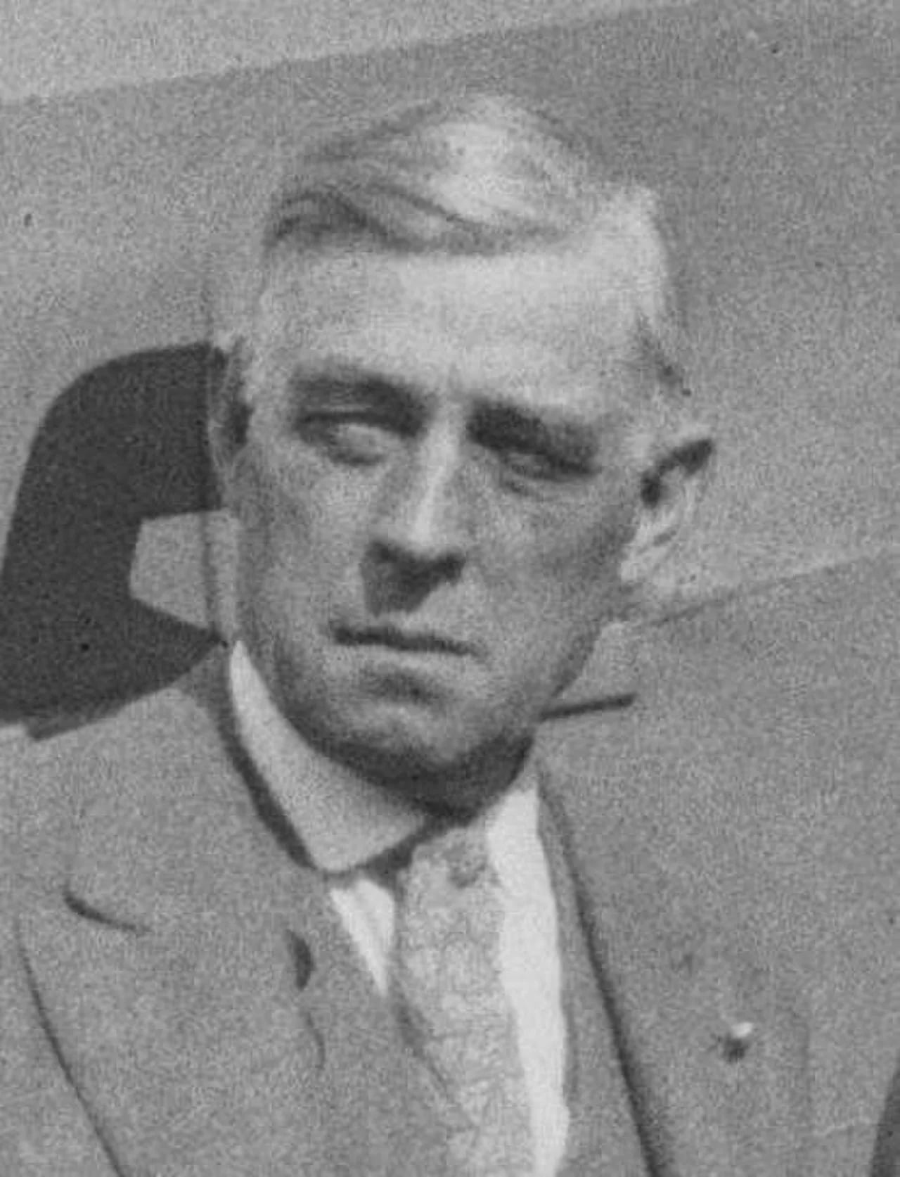 Portrait of Ralph Luther Criswell (1861–1947) – memorial page