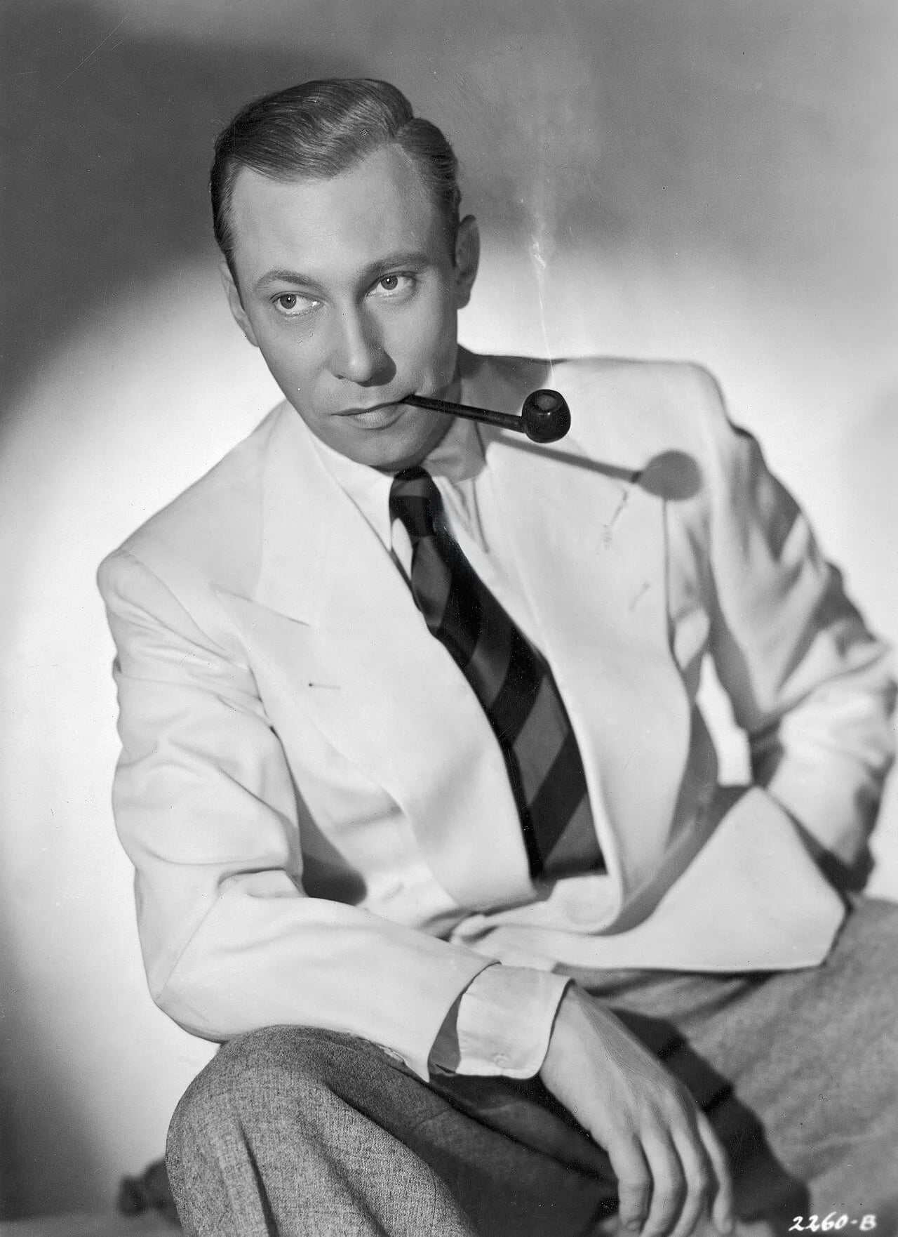 Portrait of Carl Raddatz (1912–2004) – memorial page