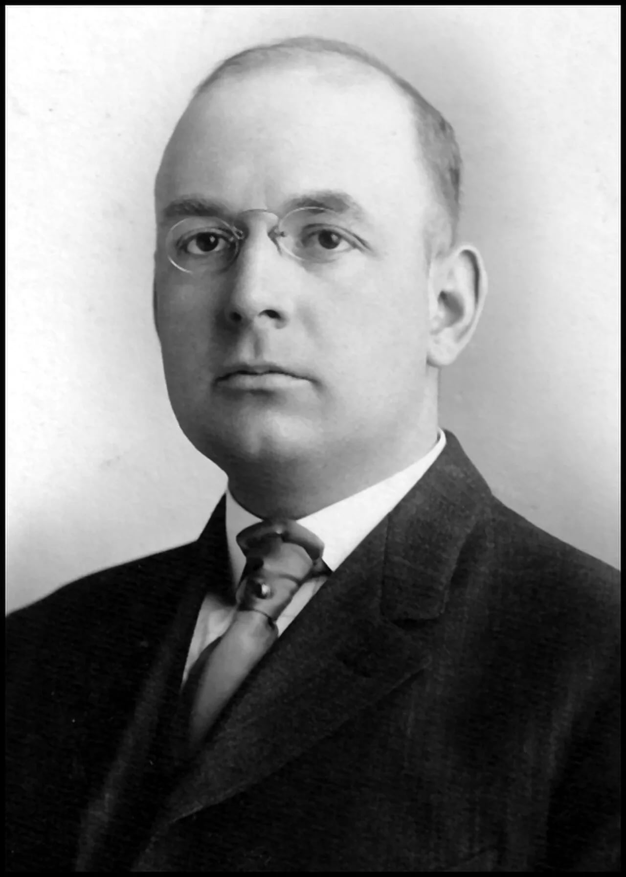 Porträt von Robert Grey Bushong (1883–1951) – Gedenkseite