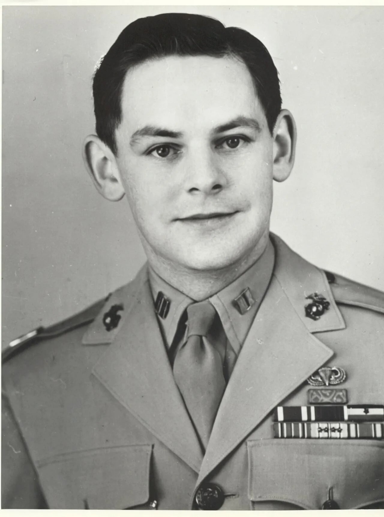 Portrait of Robert Hugo Dunlap (1920–2000) – memorial page