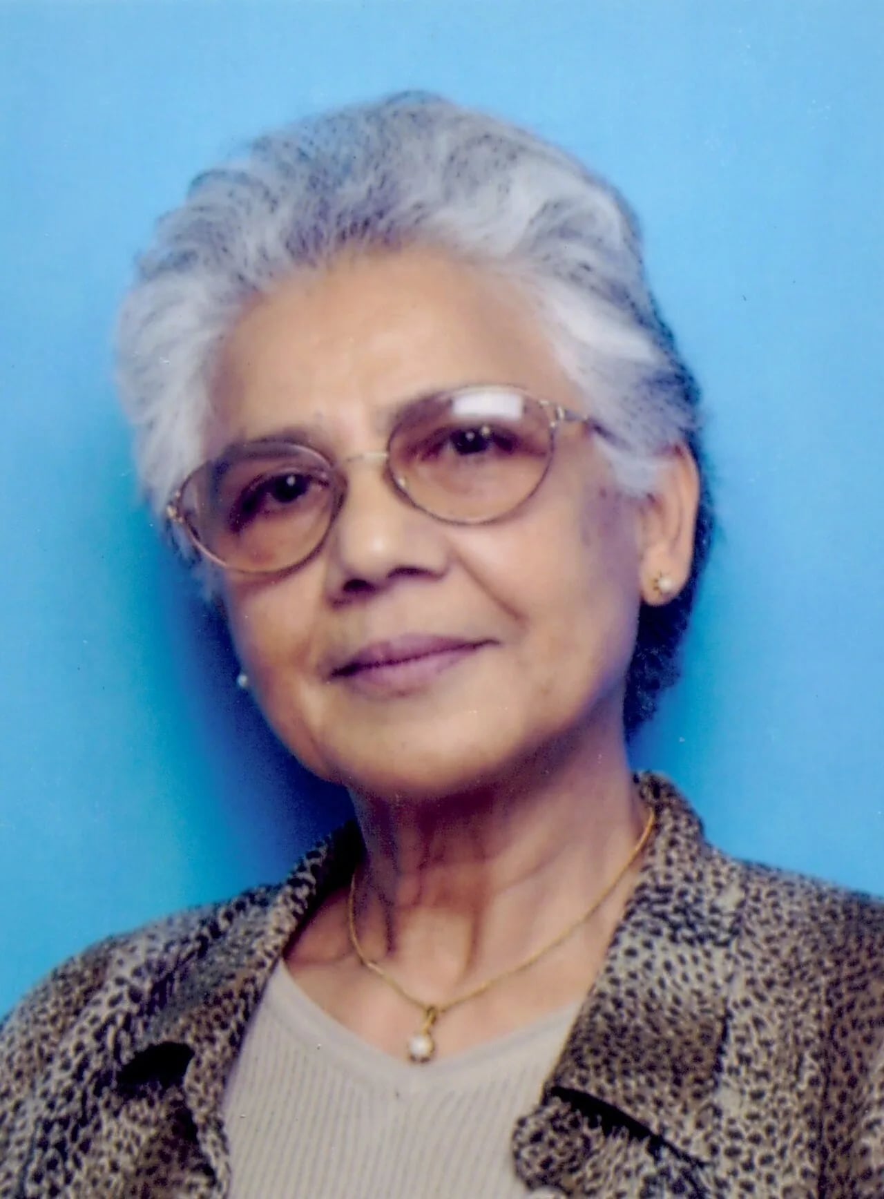 Portrait of Ruqaiya Hasan (1931–2015) – memorial page