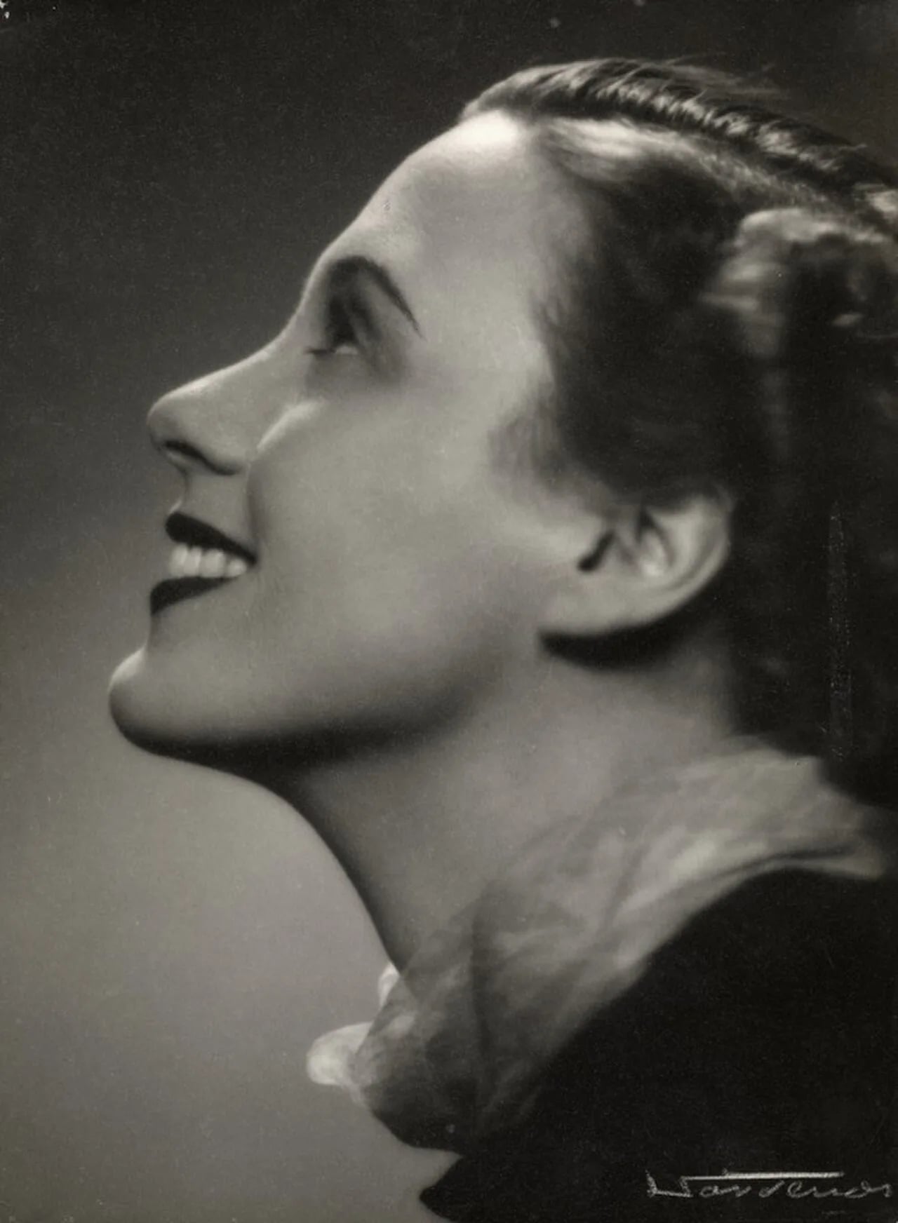 Porträt von Rønnaug Alten (1910–2001) – Gedenkseite