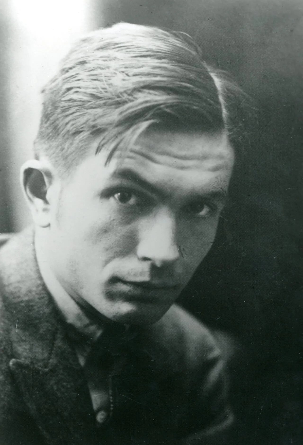 Portrait of Paul van Ostaijen (1896–1928) – memorial page
