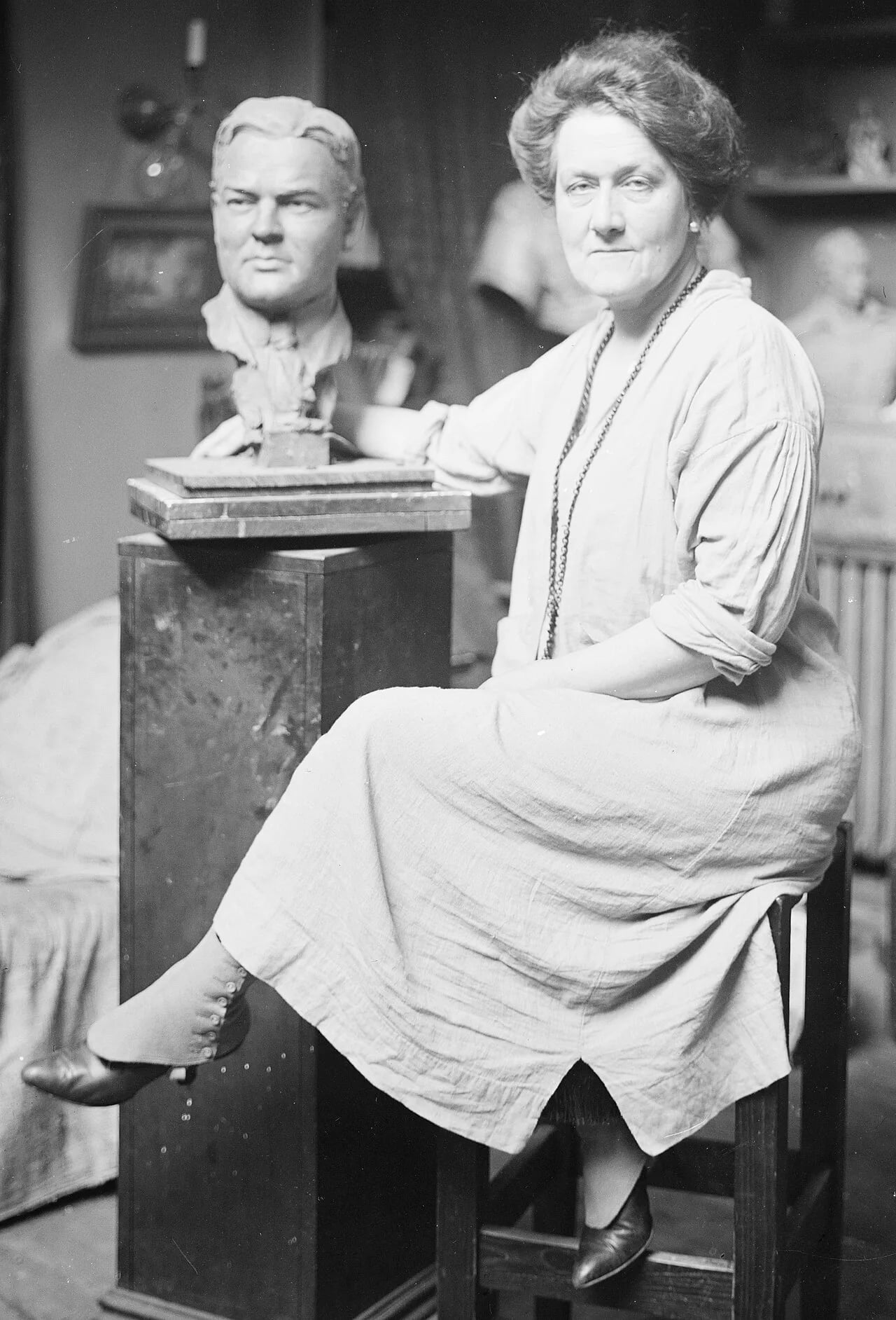 Porträt von Sally James Farnham (1869–1943) – Gedenkseite