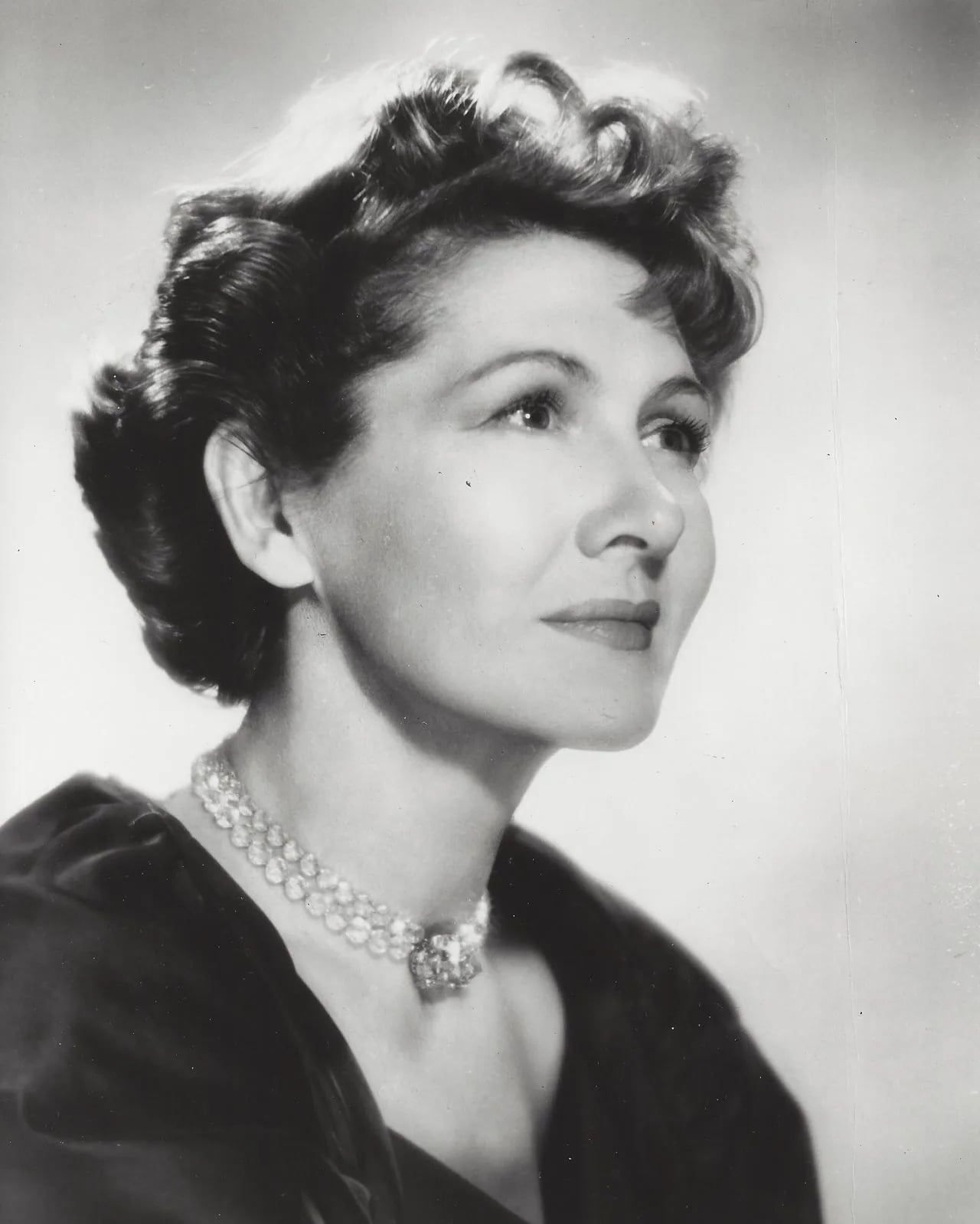 Portrait of Shannon Bolin (1917–2016) – memorial page