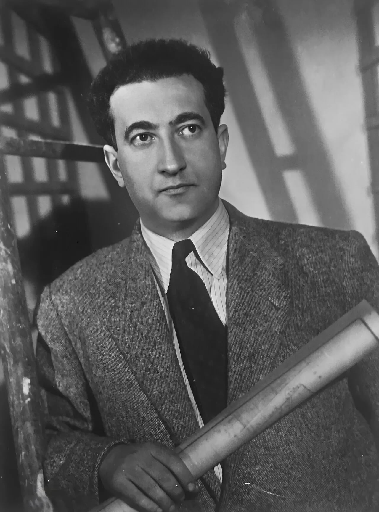 Portrait of Léon Barsacq (1906–1969) – memorial page