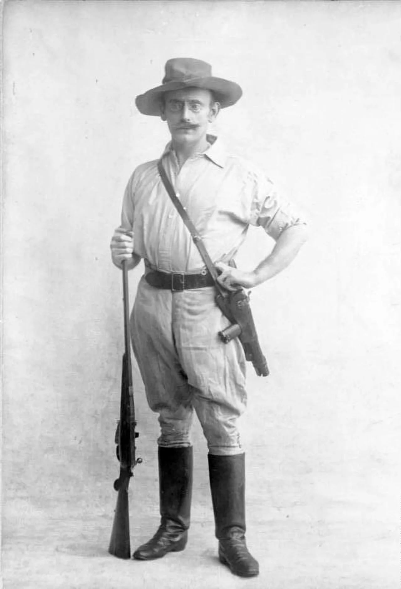 Portrait of Carl Peters (1856–1918) – memorial page
