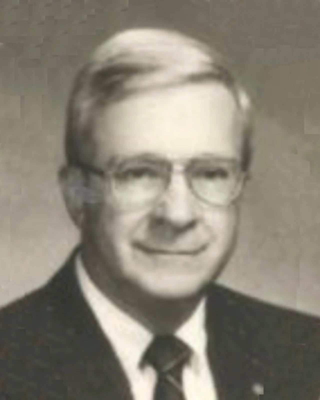 Porträt von Elliot Schewel (1924–2019) – Gedenkseite