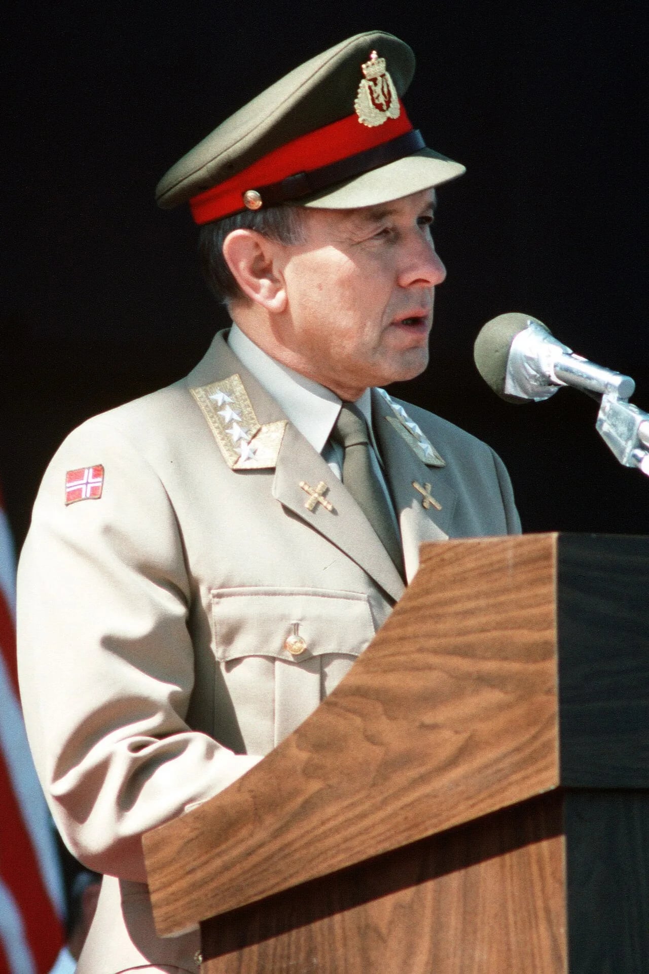 Portrait of Vigleik Eide (1933–2011) – memorial page