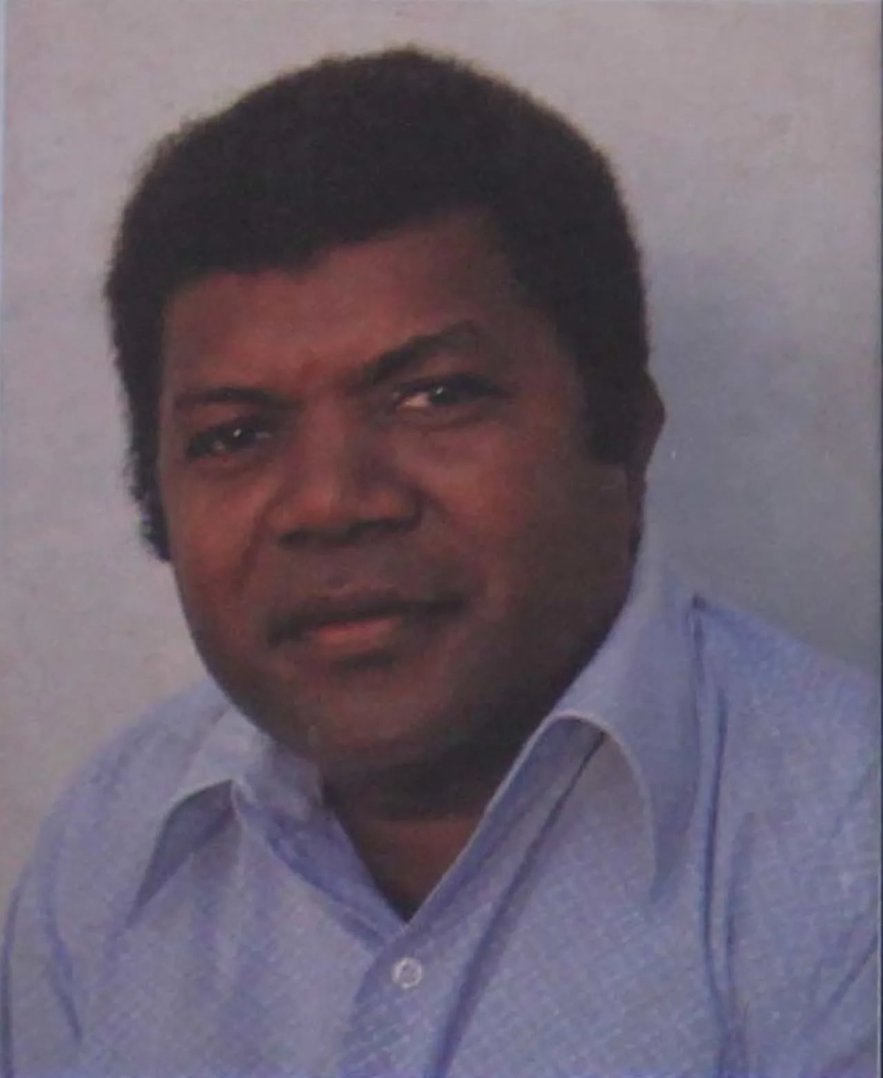 Portrait of Baddeley Devesi (1941–2012) – memorial page