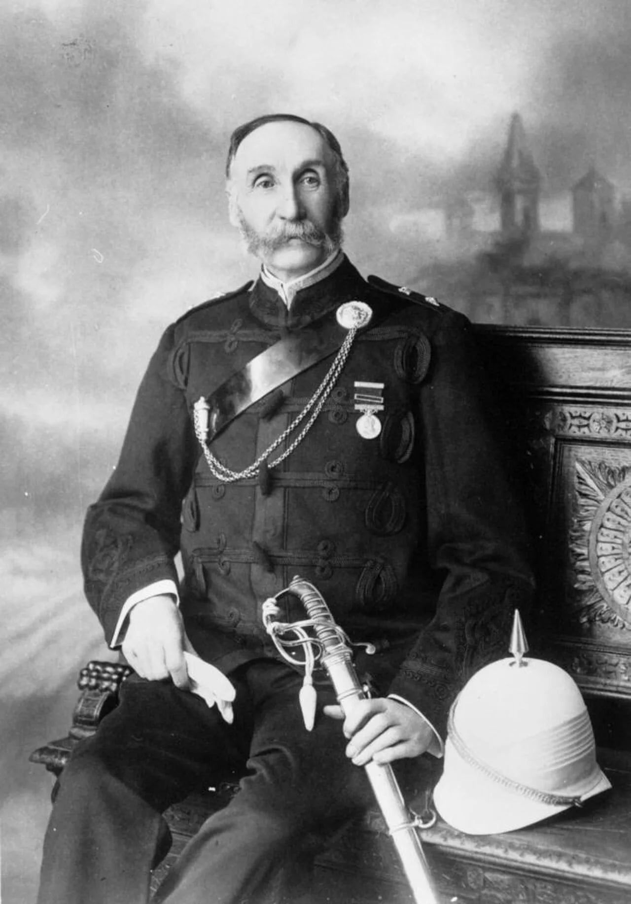 Porträt von William Parry-Okeden (1840–1926) – Gedenkseite