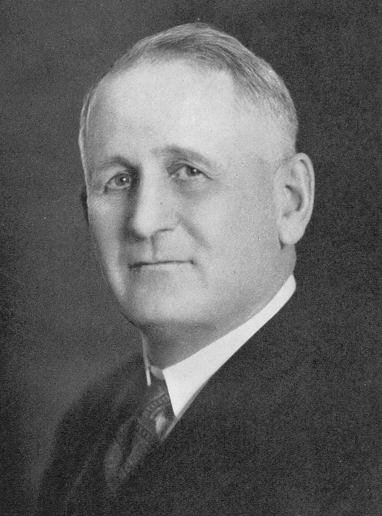 Portrait of William W. Potter (1869–1940) – memorial page