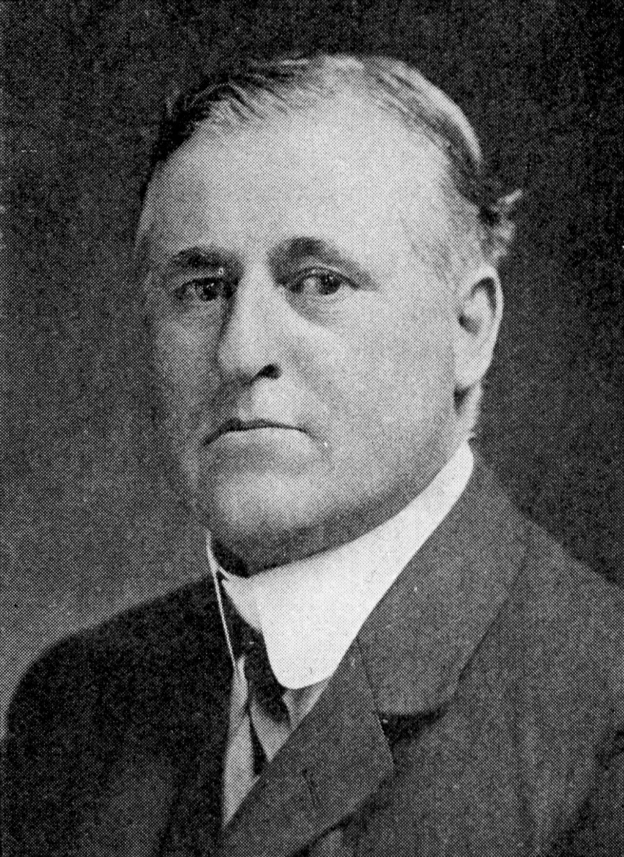 Portrait of William Watson (1858–1935) – memorial page