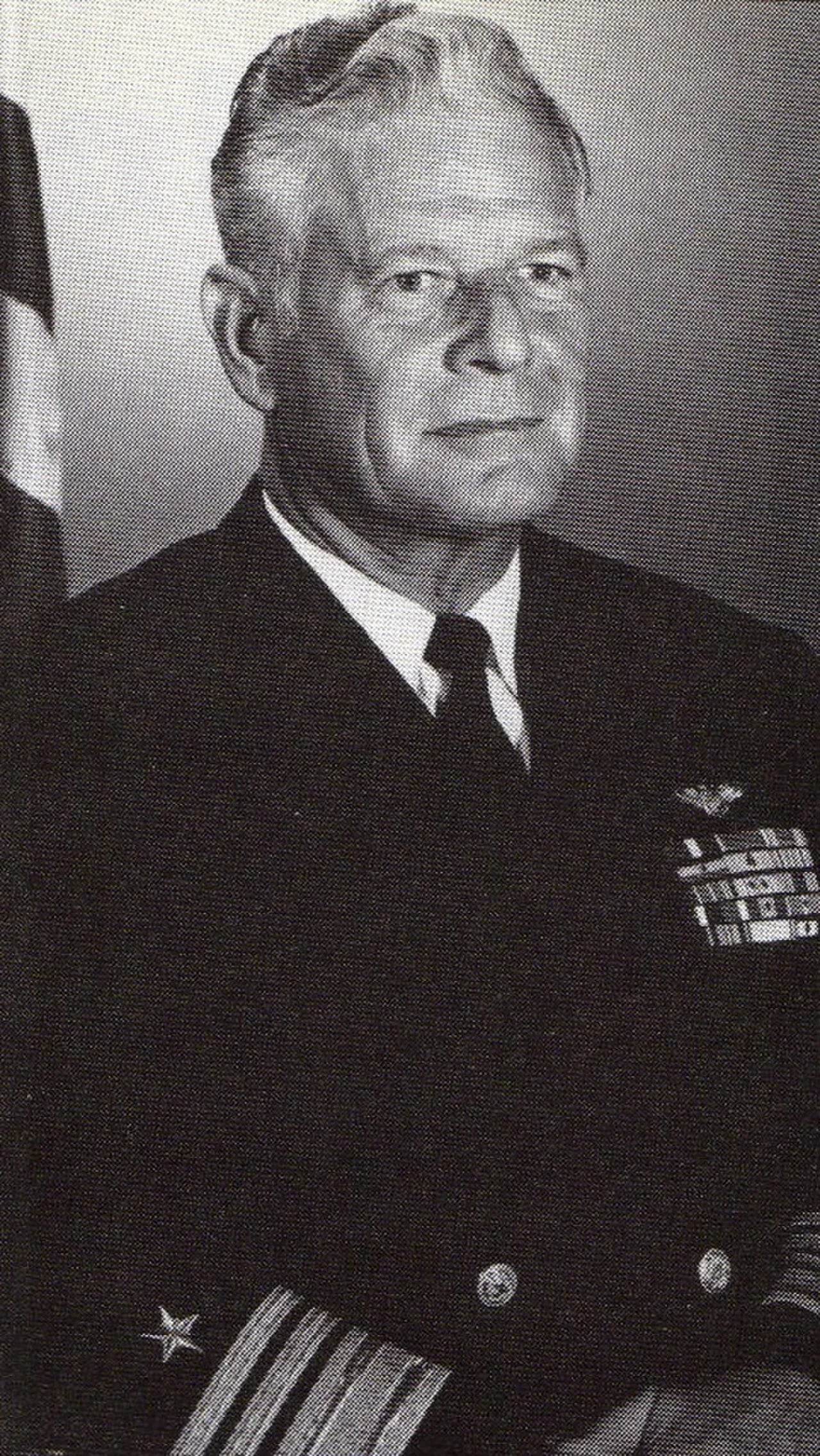Portrait of Dick H. Guinn (1918–1980) – memorial page