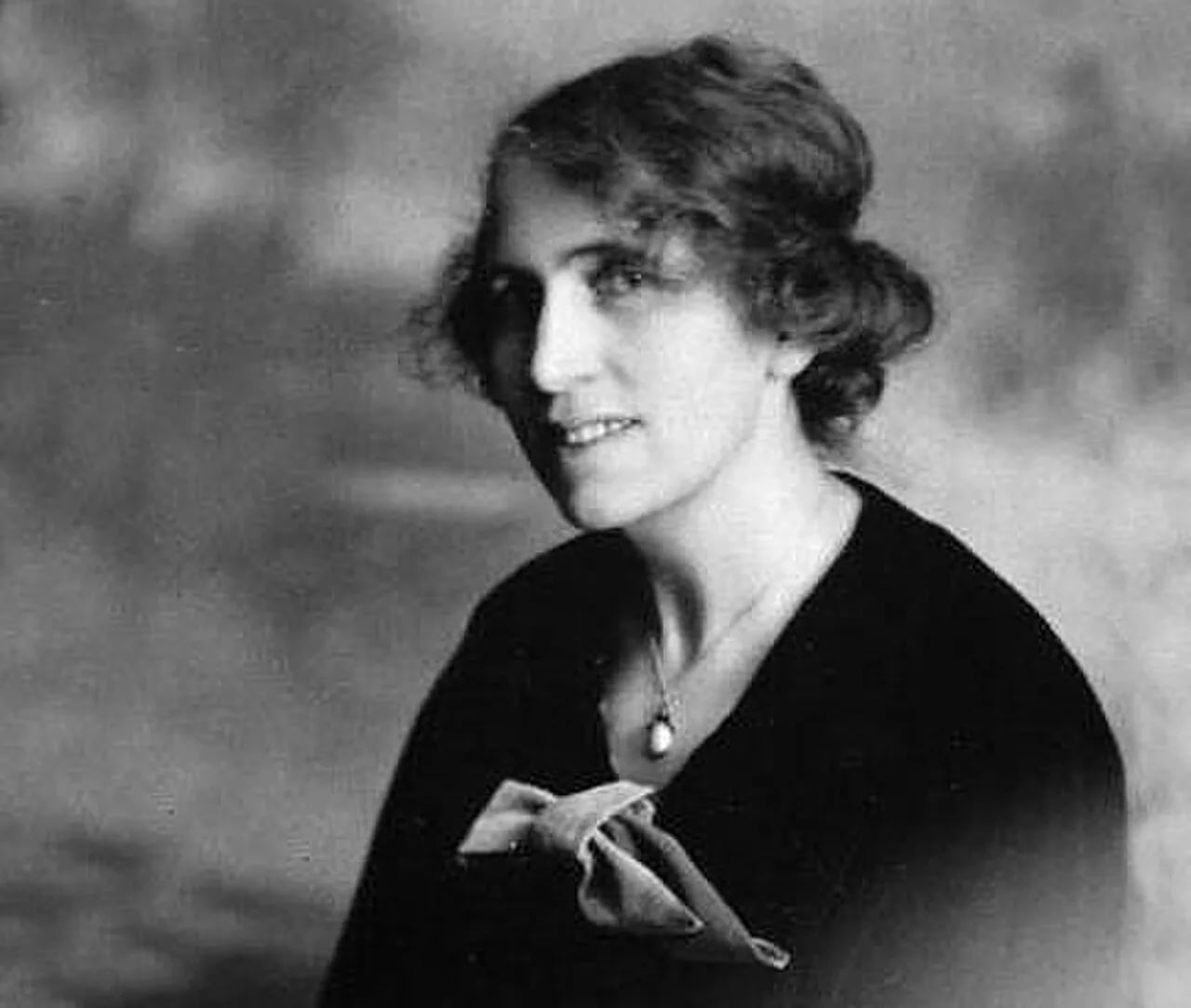 Portrait of Edit Ekman (1877–1971) – memorial page