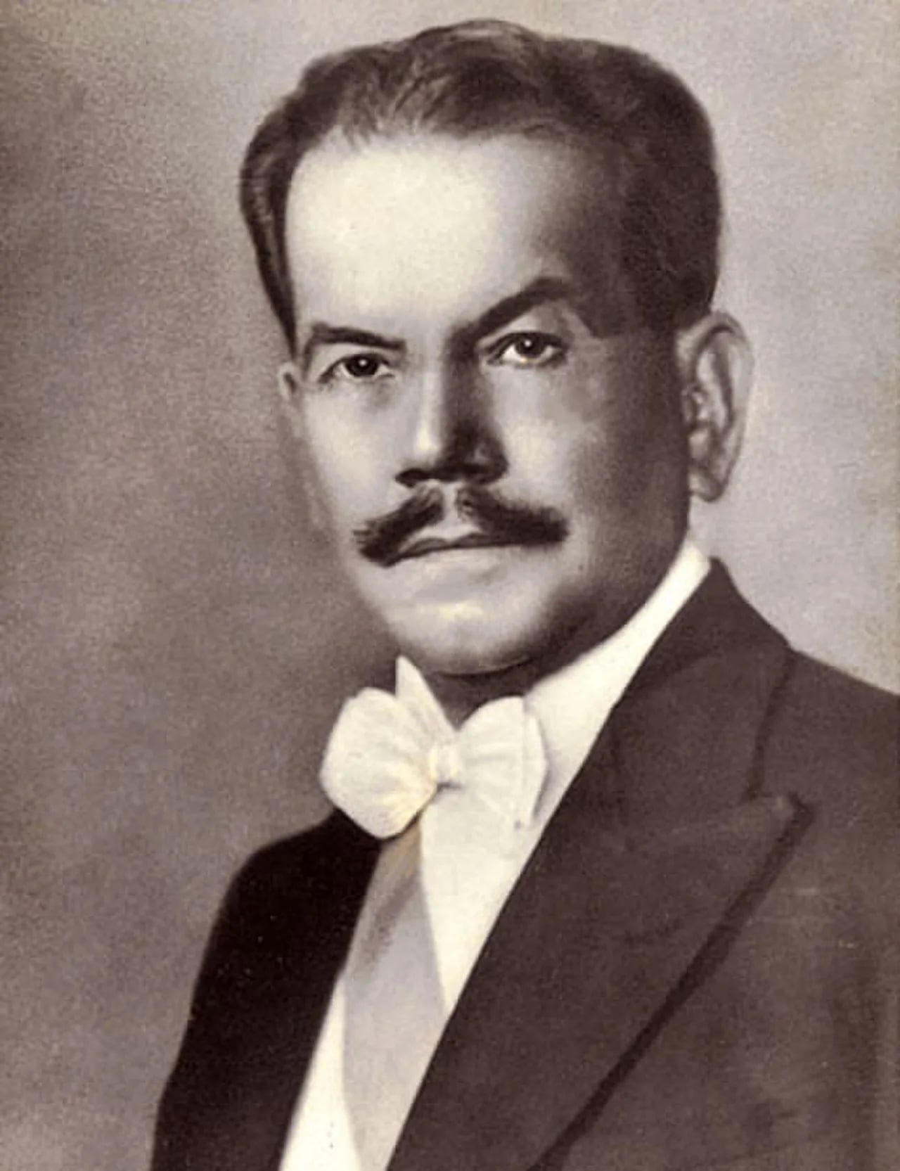 Porträt von Pedro Aguirre Cerda (1879–1941) – Gedenkseite