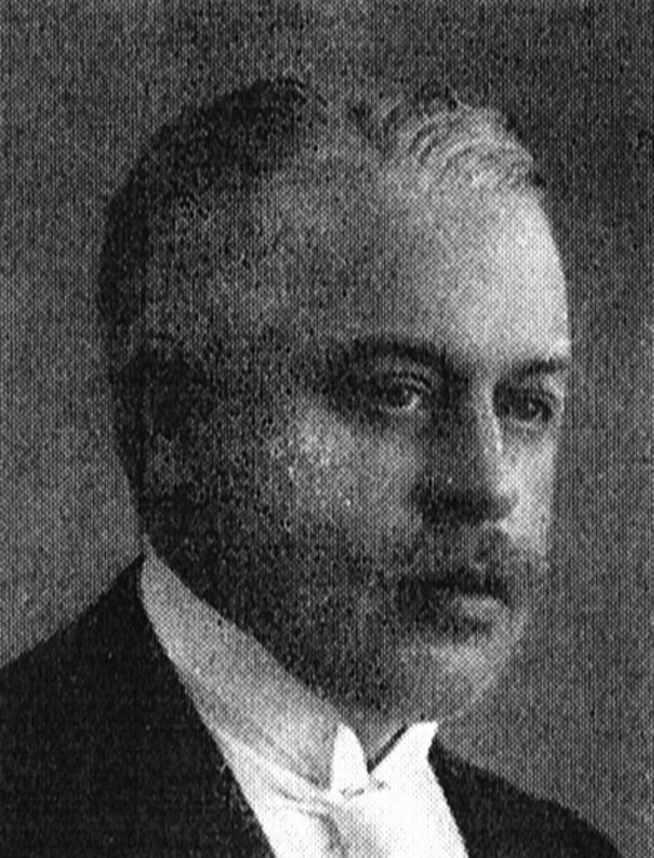 Portrait of Adrian von Düben (1866–1945) – memorial page