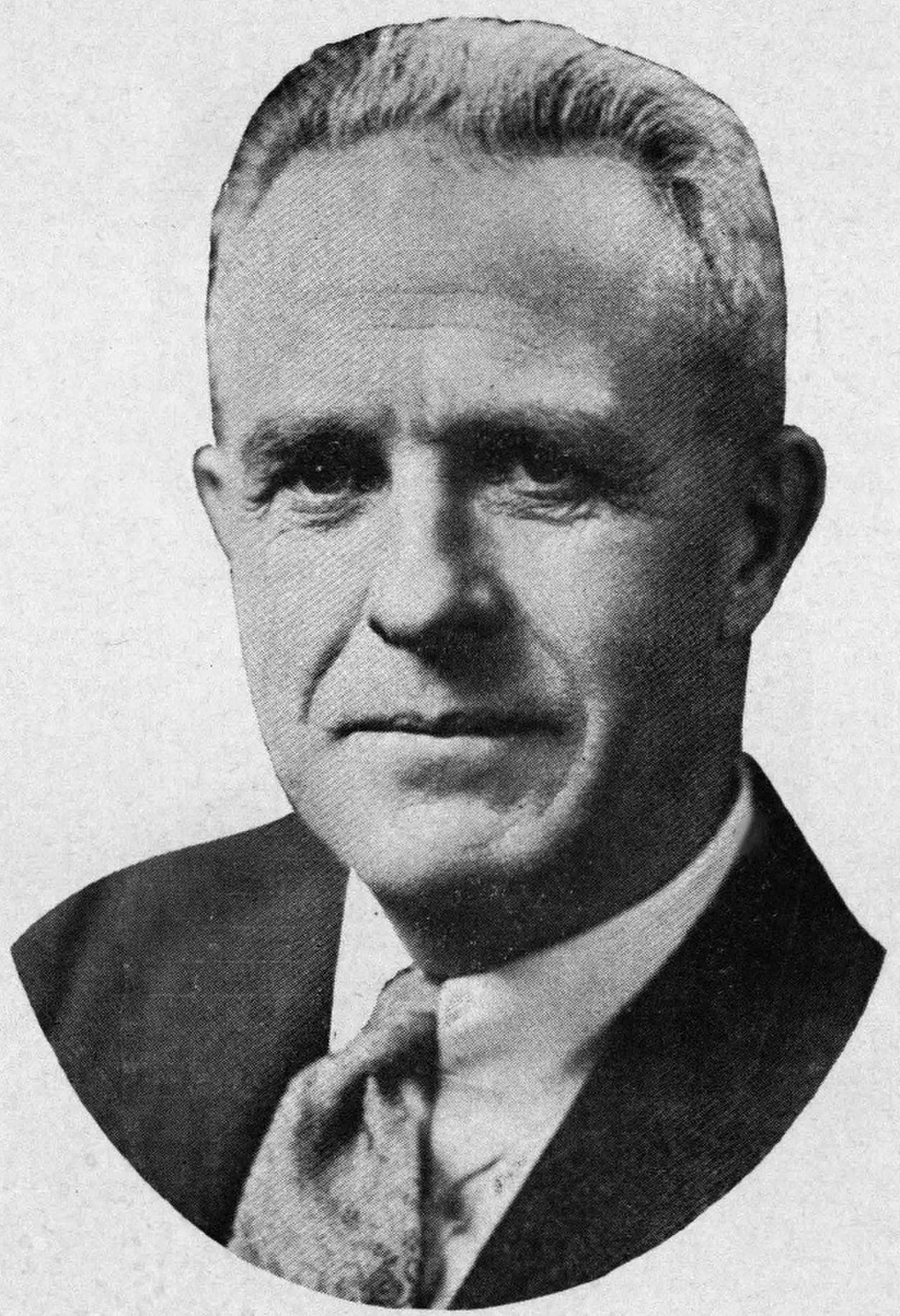 Portrait of Merrell Q. Sharpe (1888–1962) – memorial page