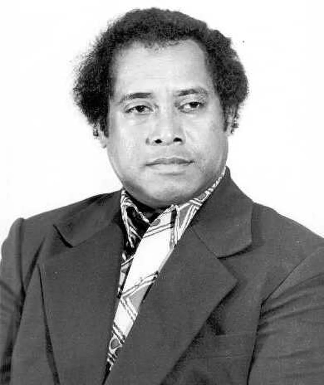 Portrait of Lazarus Salii (1936–1988) – memorial page