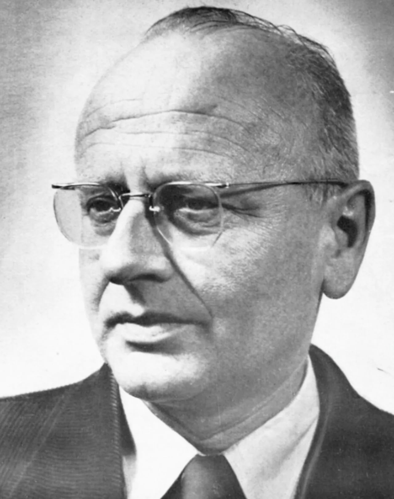 Porträt von Bohumil Říha (1907–1987) – Gedenkseite