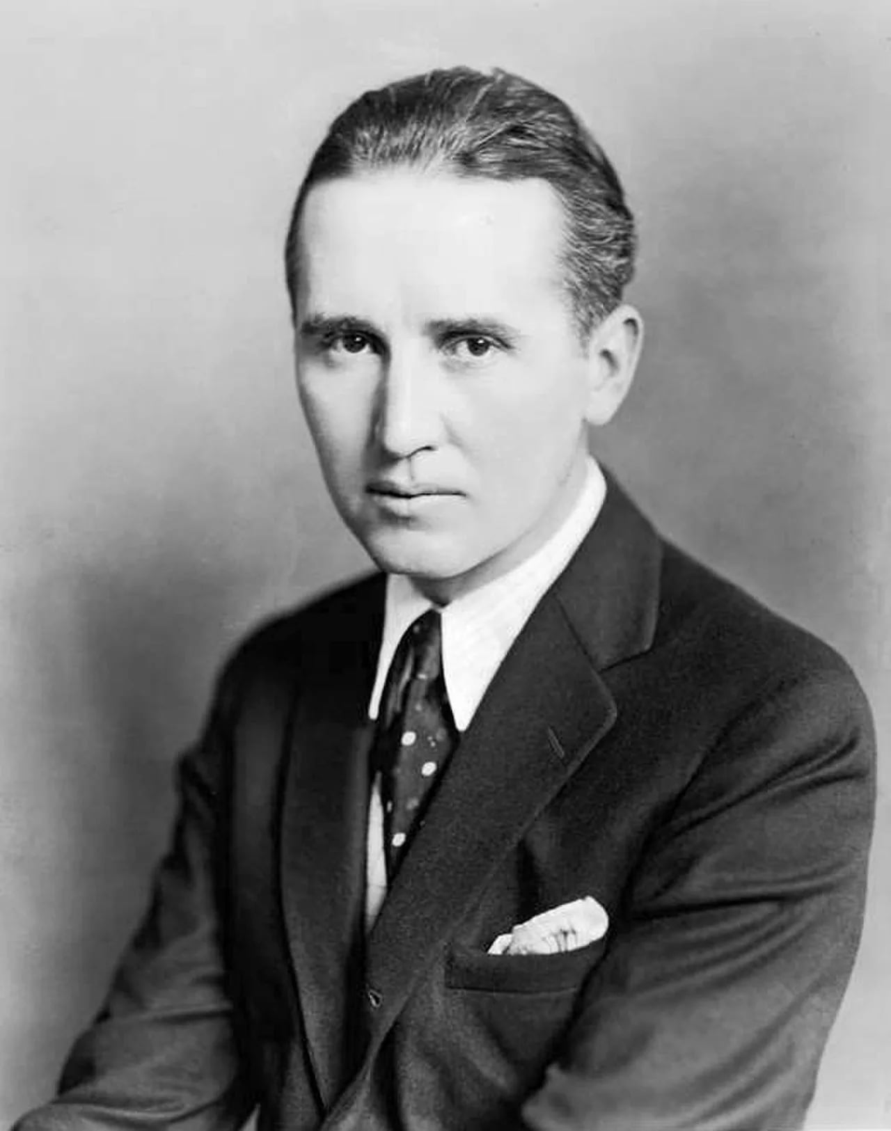 Porträt von George Kelly (1887–1974) – Gedenkseite