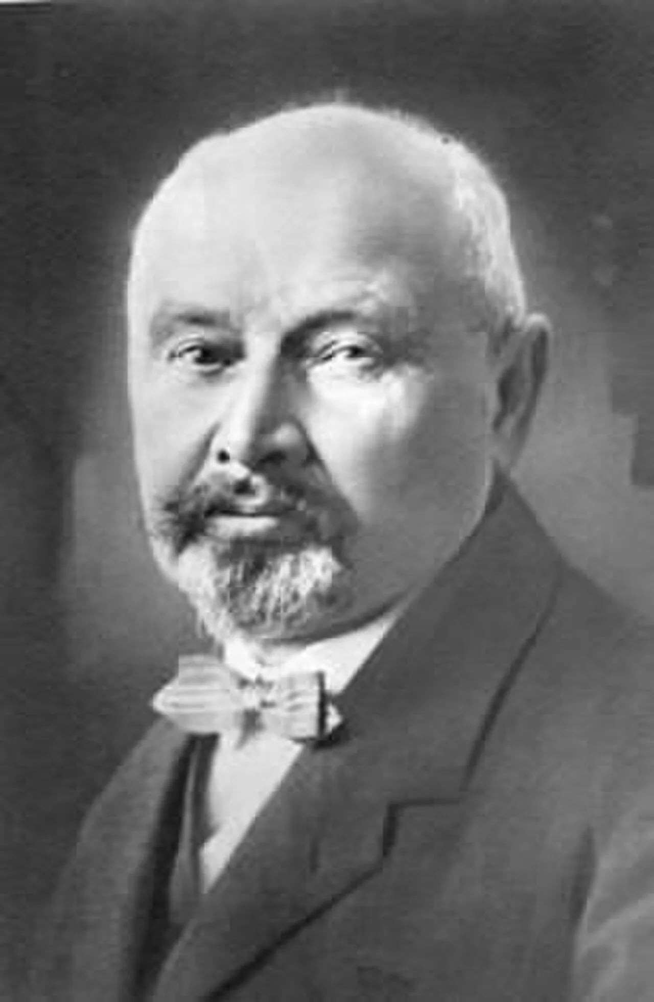 Portrait of Franciszek Popiołek (1868–1960) – memorial page