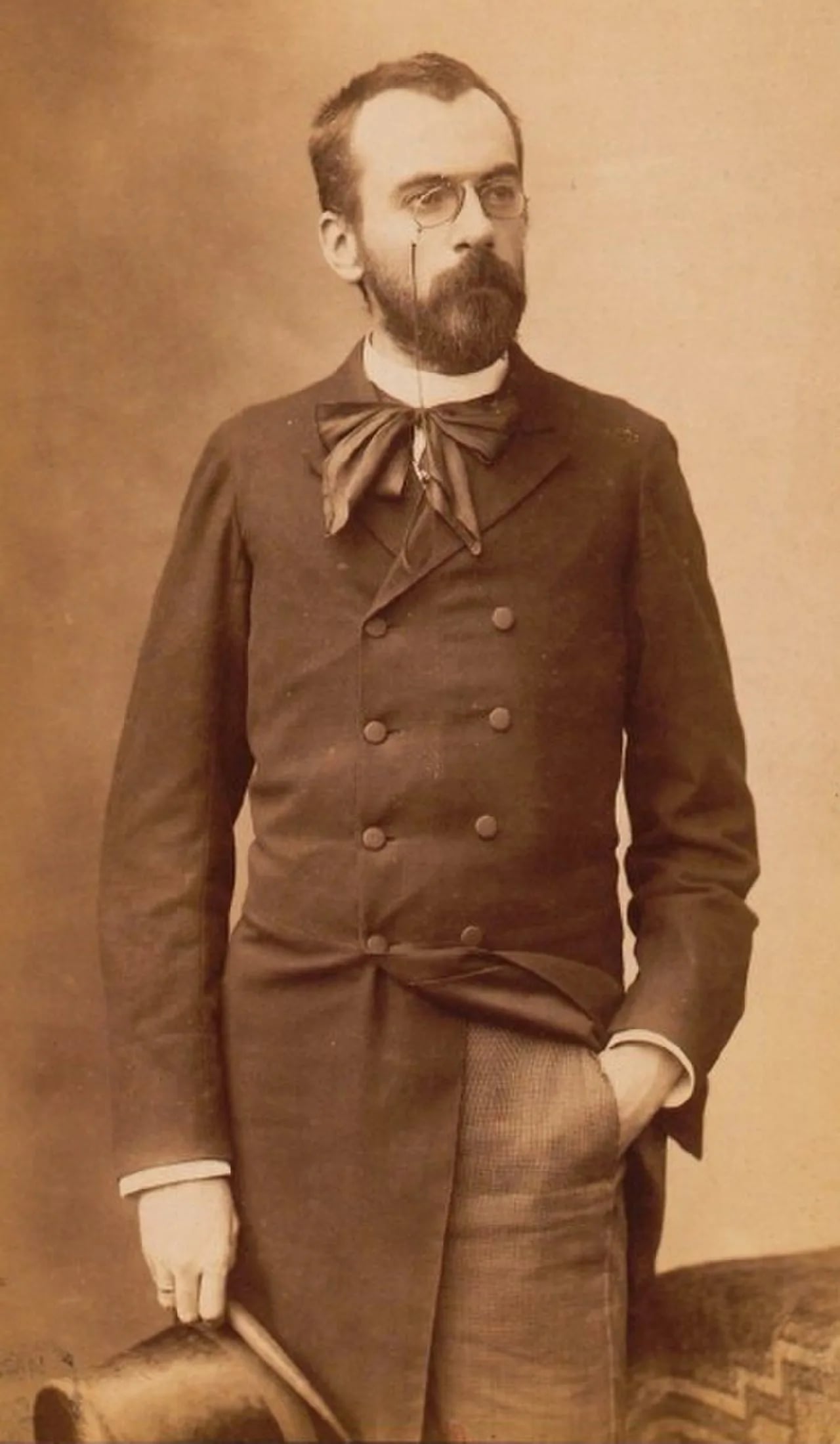 Portrait of Alfred Bruneau (1857–1934) – memorial page