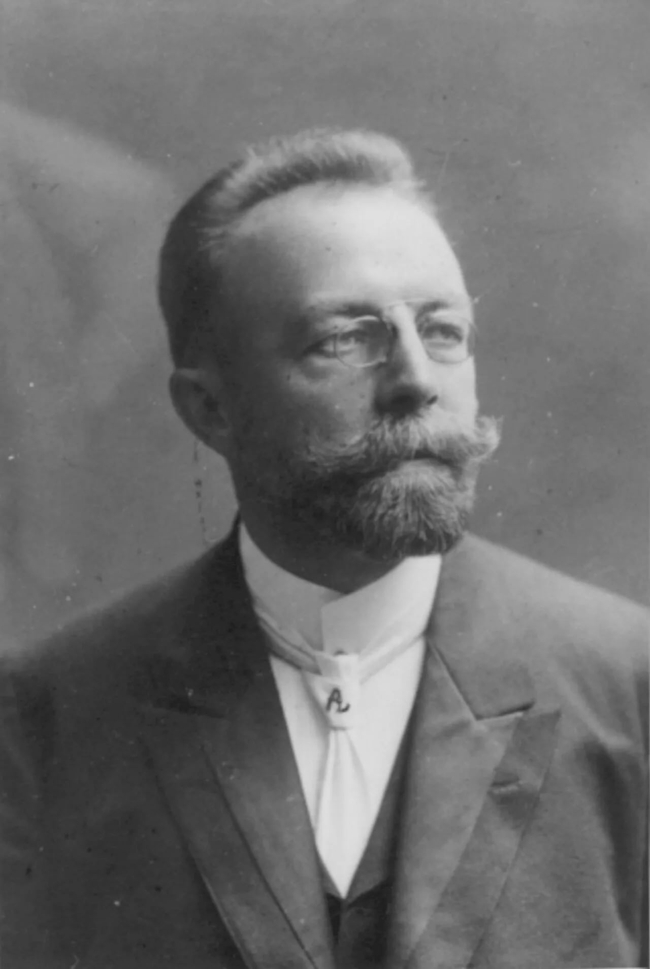 Porträt von Antonín Los (1864–1923) – Gedenkseite
