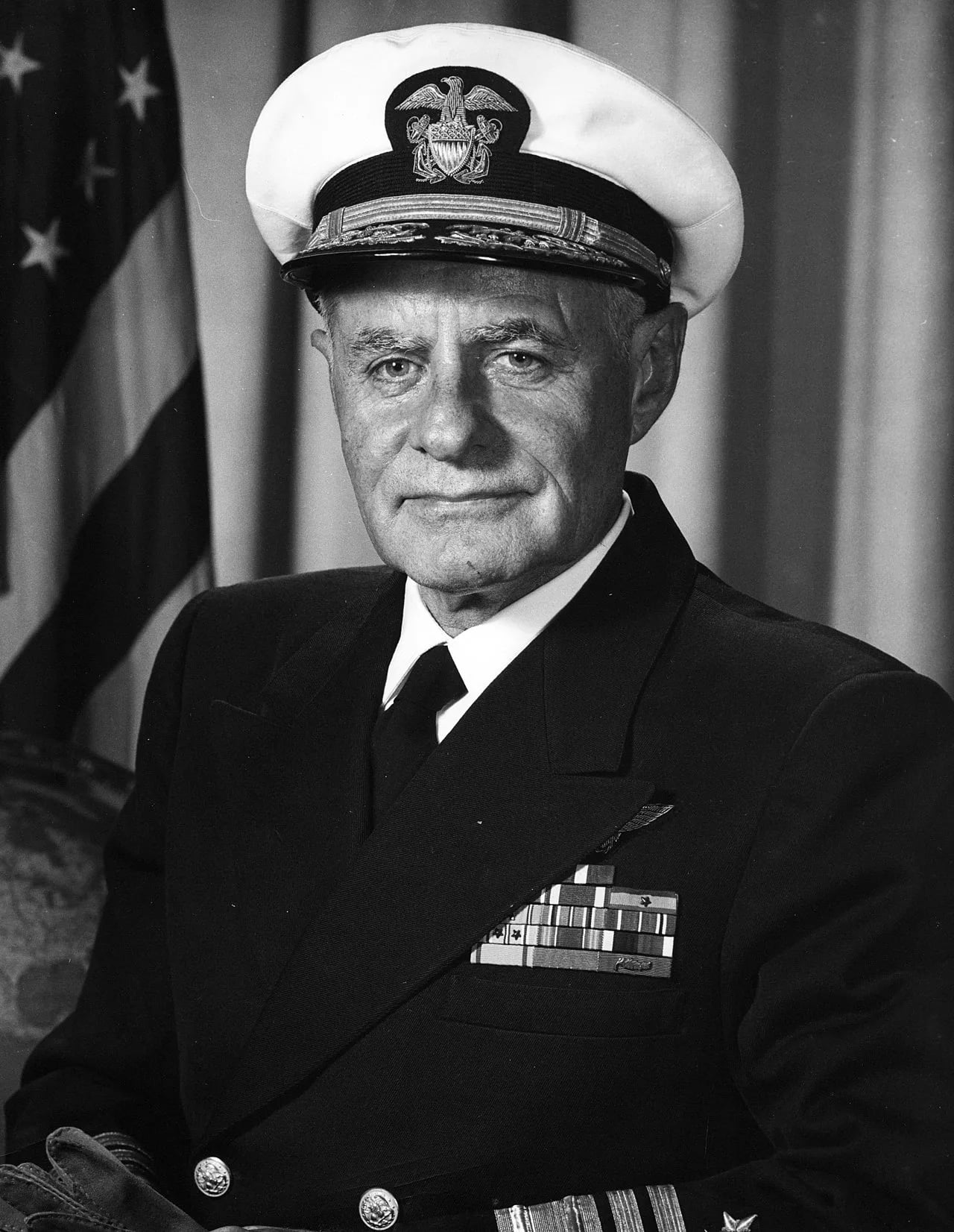 Portrait of Wallace M. Beakley (1903–1975) – memorial page