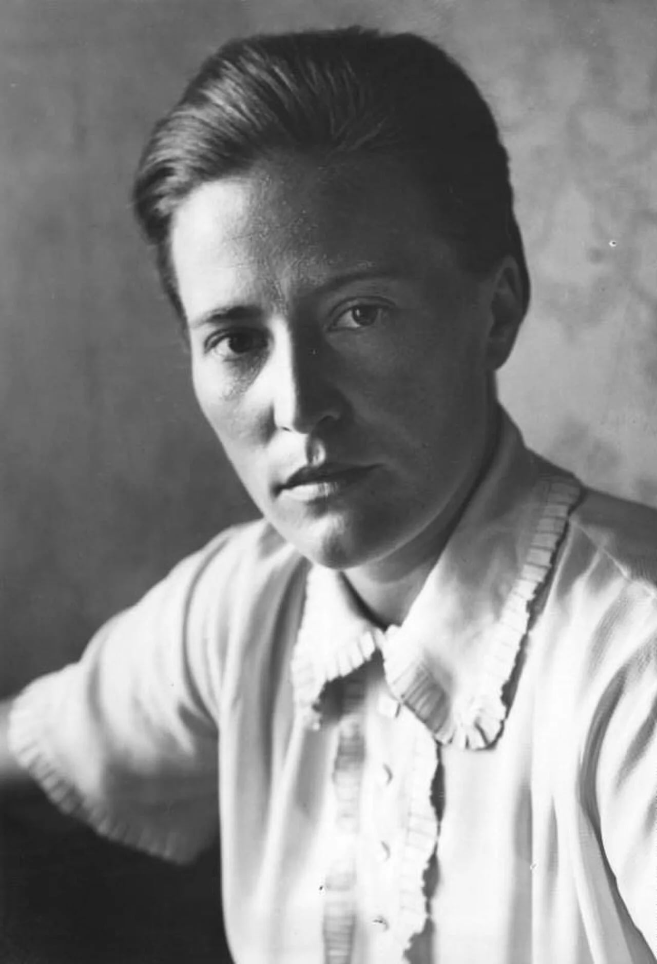Portrait of Marga von Etzdorf (1907–1933) – memorial page