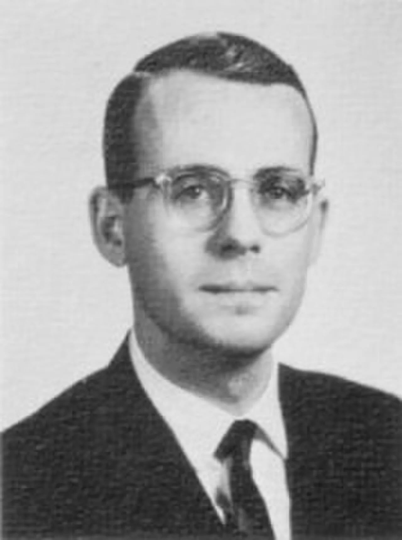 Portrait of Henry Burk Sullivan (1929–2020) – memorial page